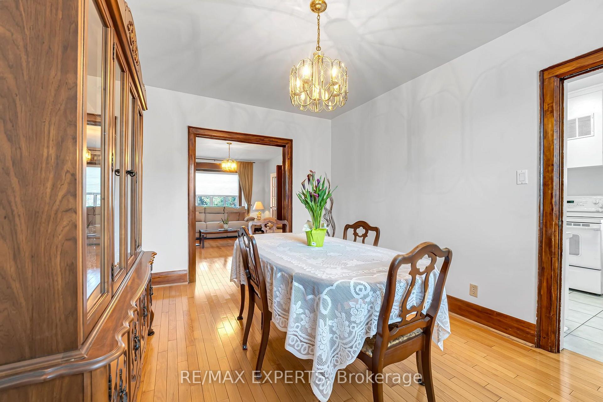Photo 6 of 406 Lauder Avenue, Toronto, Oakwood Village — HOMEH