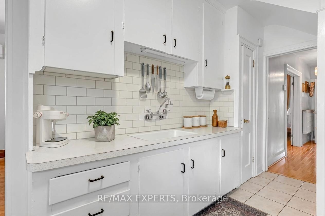 Photo 13 of 406 Lauder Avenue, Toronto, Oakwood Village — HOMEH