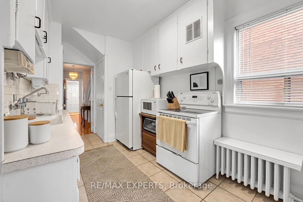 Photo 12 of 406 Lauder Avenue, Toronto, Oakwood Village — HOMEH