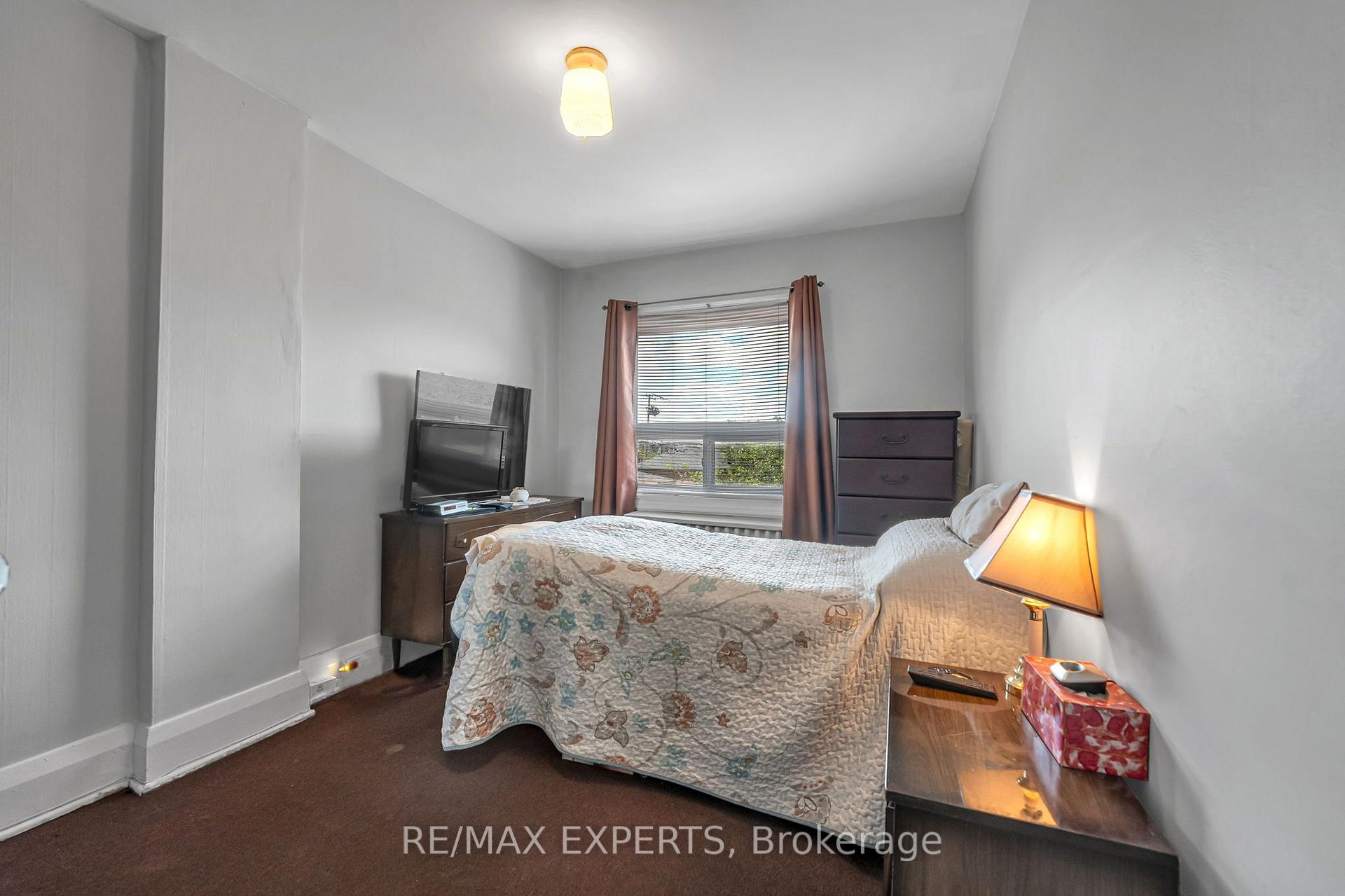 Photo 23 of 406 Lauder Avenue, Toronto, Oakwood Village — HOMEH