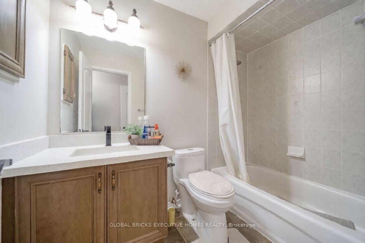 Photo 7 of 101 Albright Road, Brampton, Fletcher's Creek Village — HOMEH