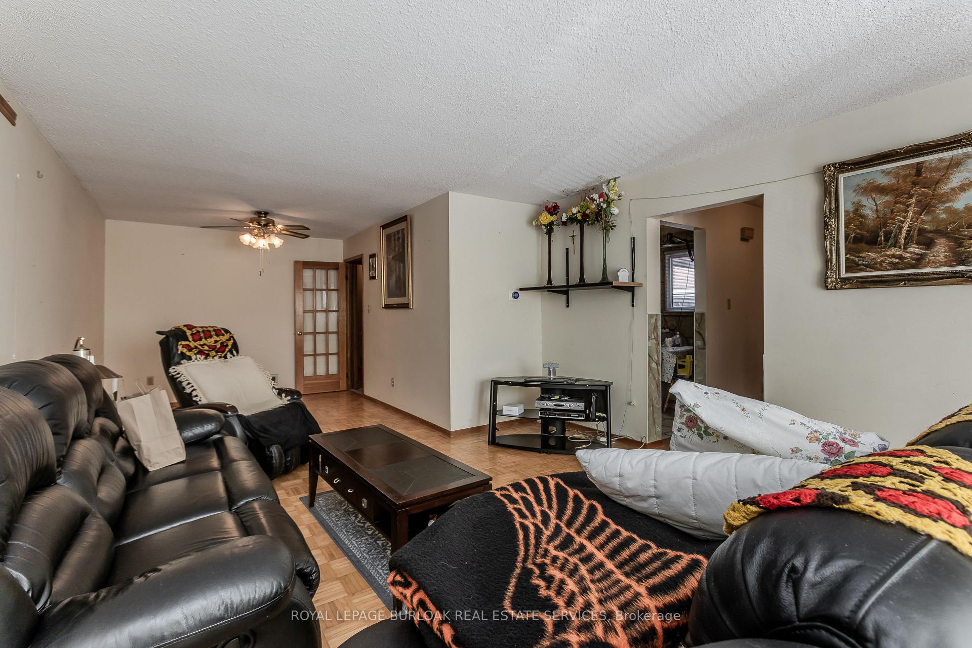 Photo 10 of 353 Enfield Road, Burlington, LaSalle — HOMEH