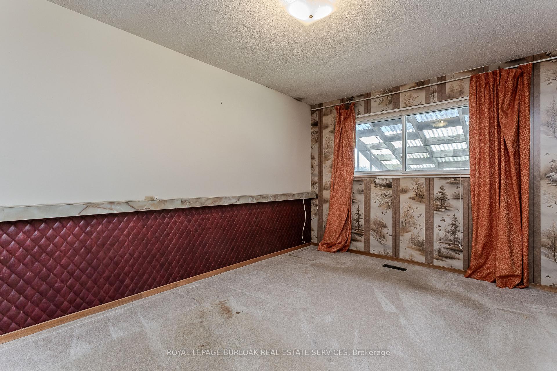 Photo 19 of 353 Enfield Road, Burlington, LaSalle — HOMEH