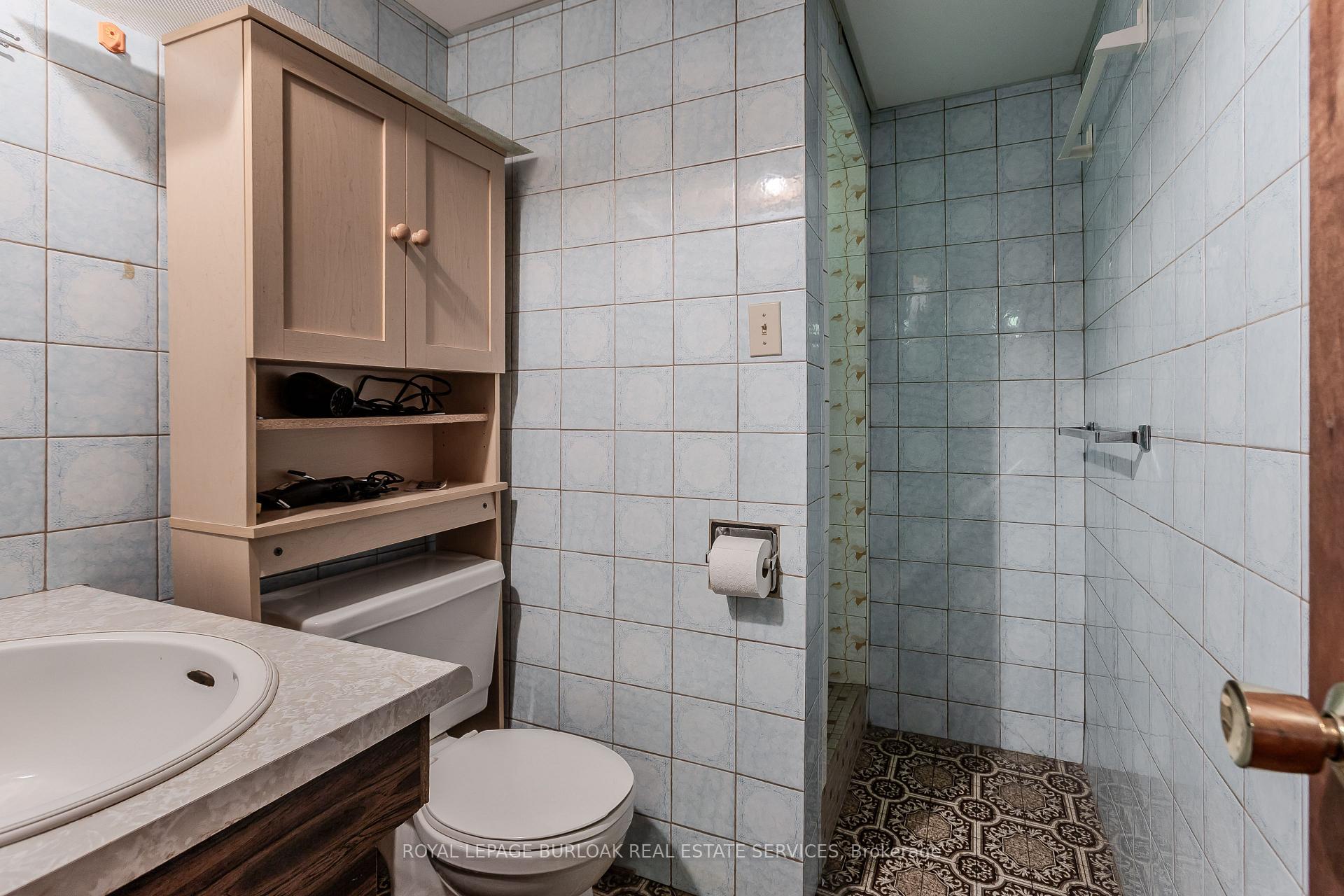 Photo 32 of 353 Enfield Road, Burlington, LaSalle — HOMEH
