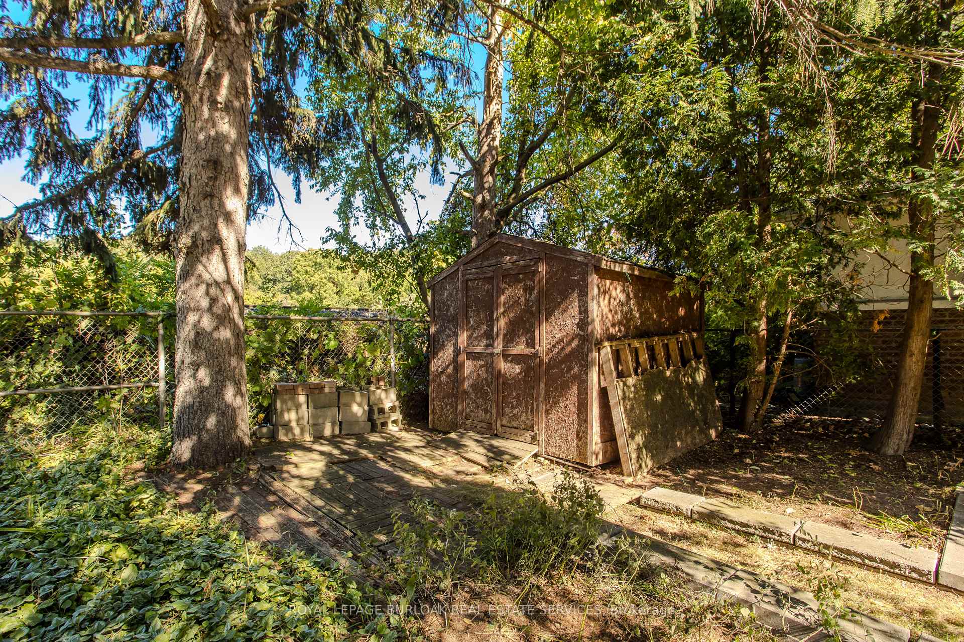 Photo 36 of 353 Enfield Road, Burlington, LaSalle — HOMEH