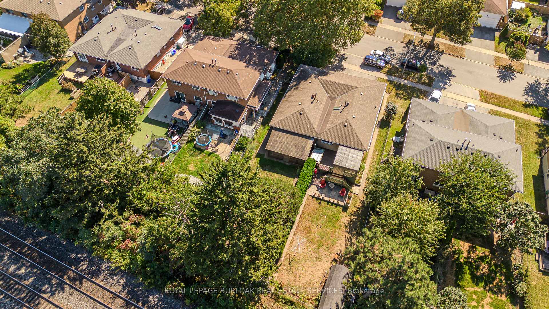Photo 43 of 353 Enfield Road, Burlington, LaSalle — HOMEH