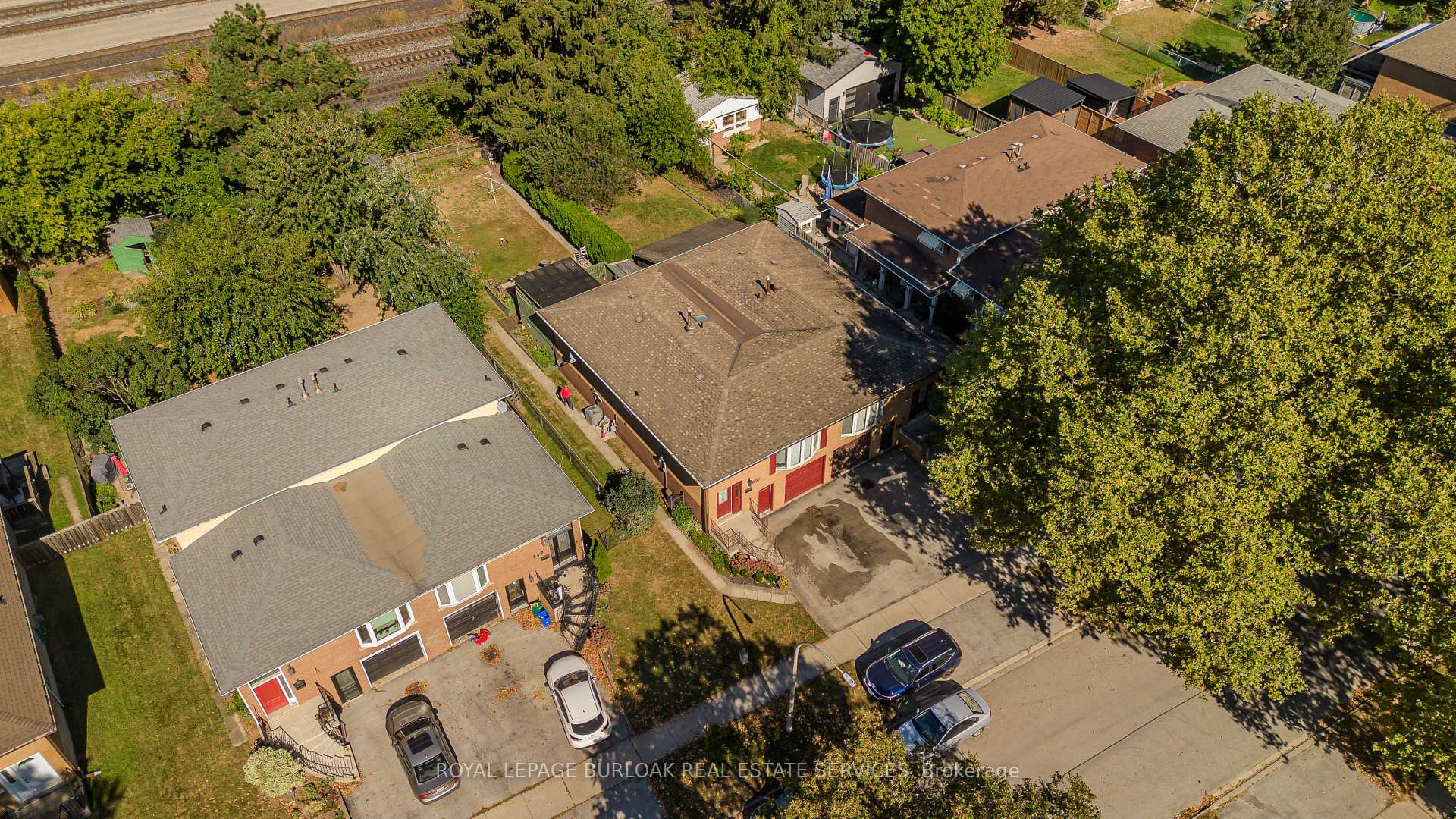 Photo 44 of 353 Enfield Road, Burlington, LaSalle — HOMEH