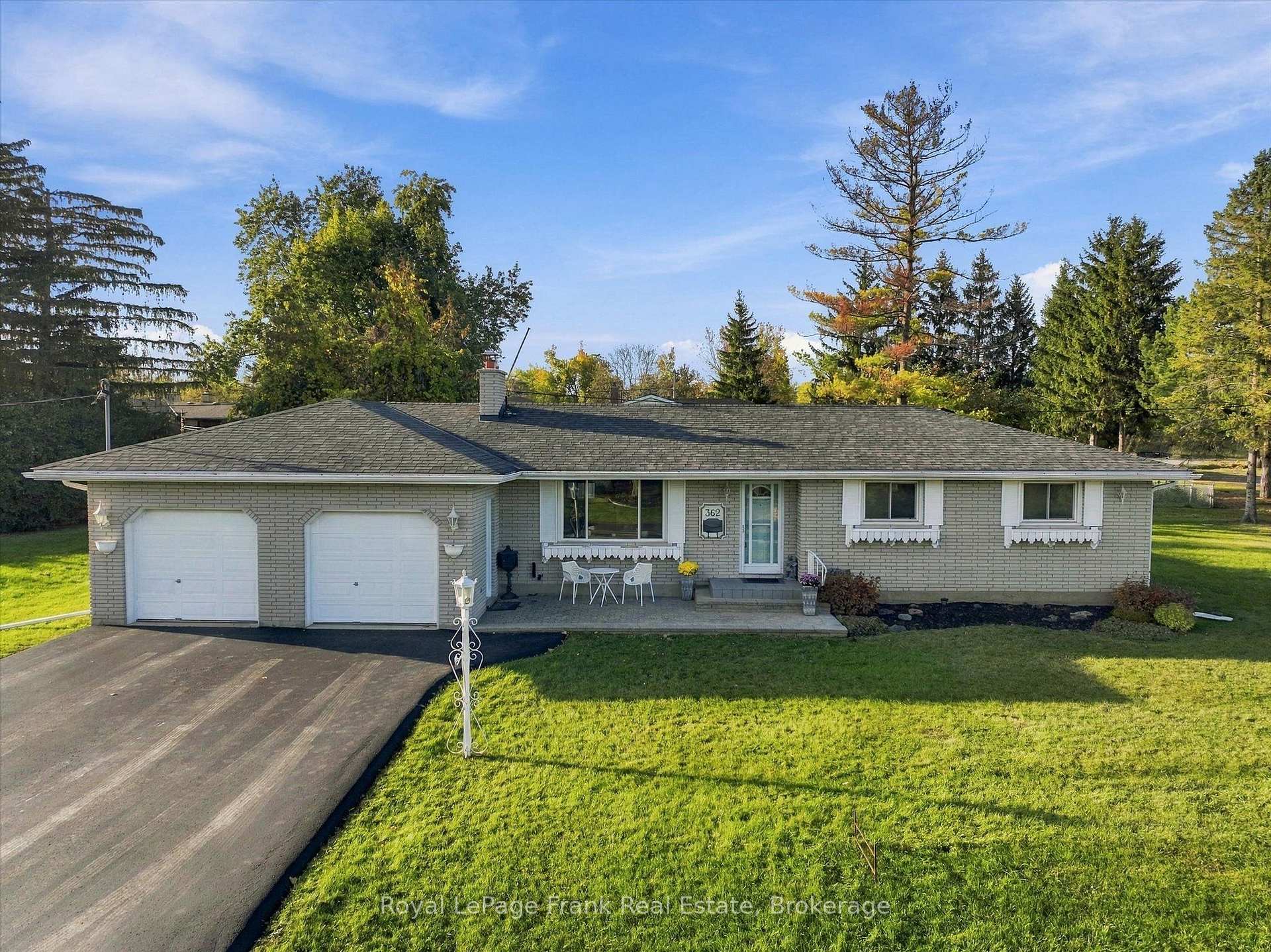 Photo of 362 Simons Avenue
