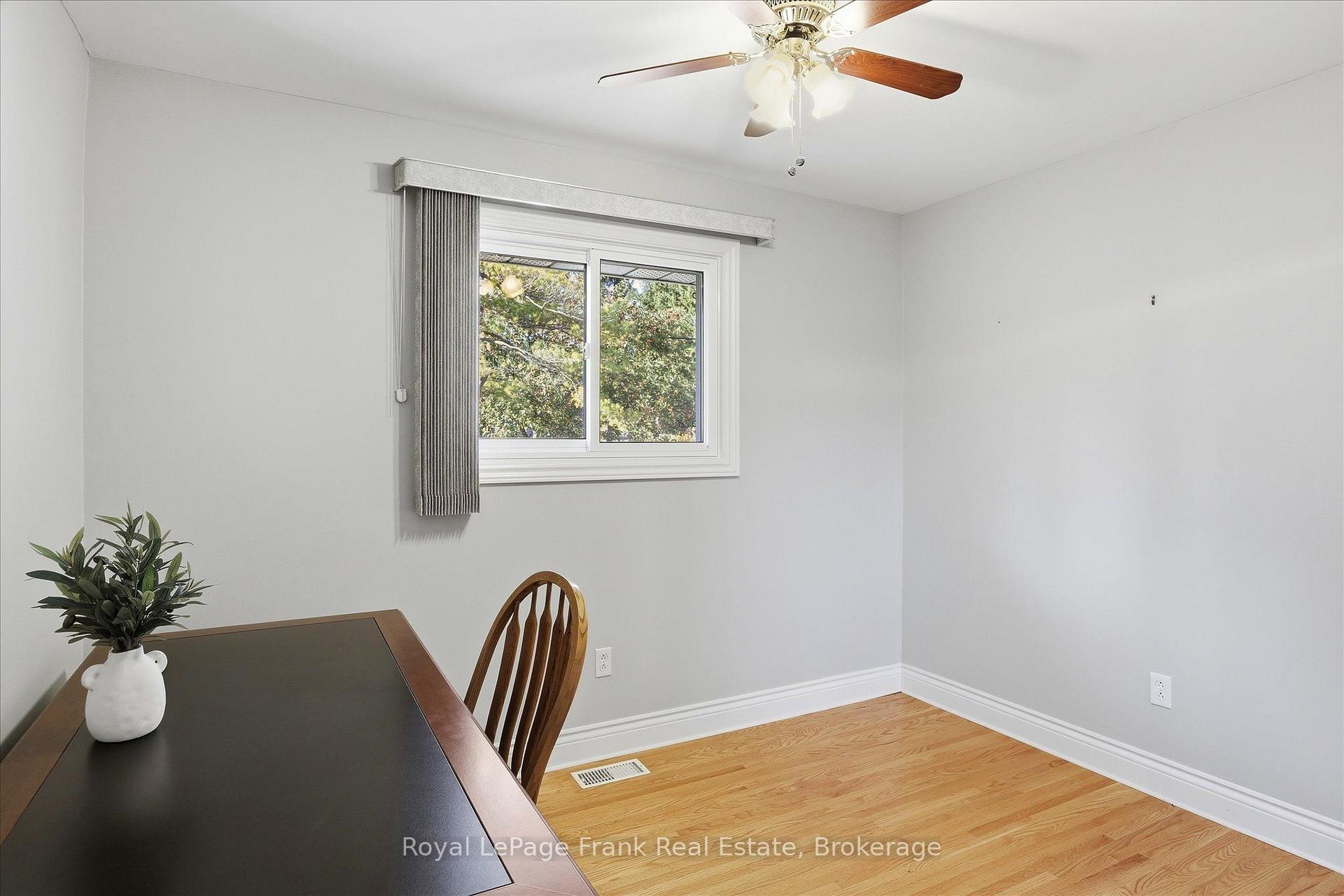 Photo 19 of 362 Simons Avenue, Peterborough, Northcrest Ward 5 — HOMEH