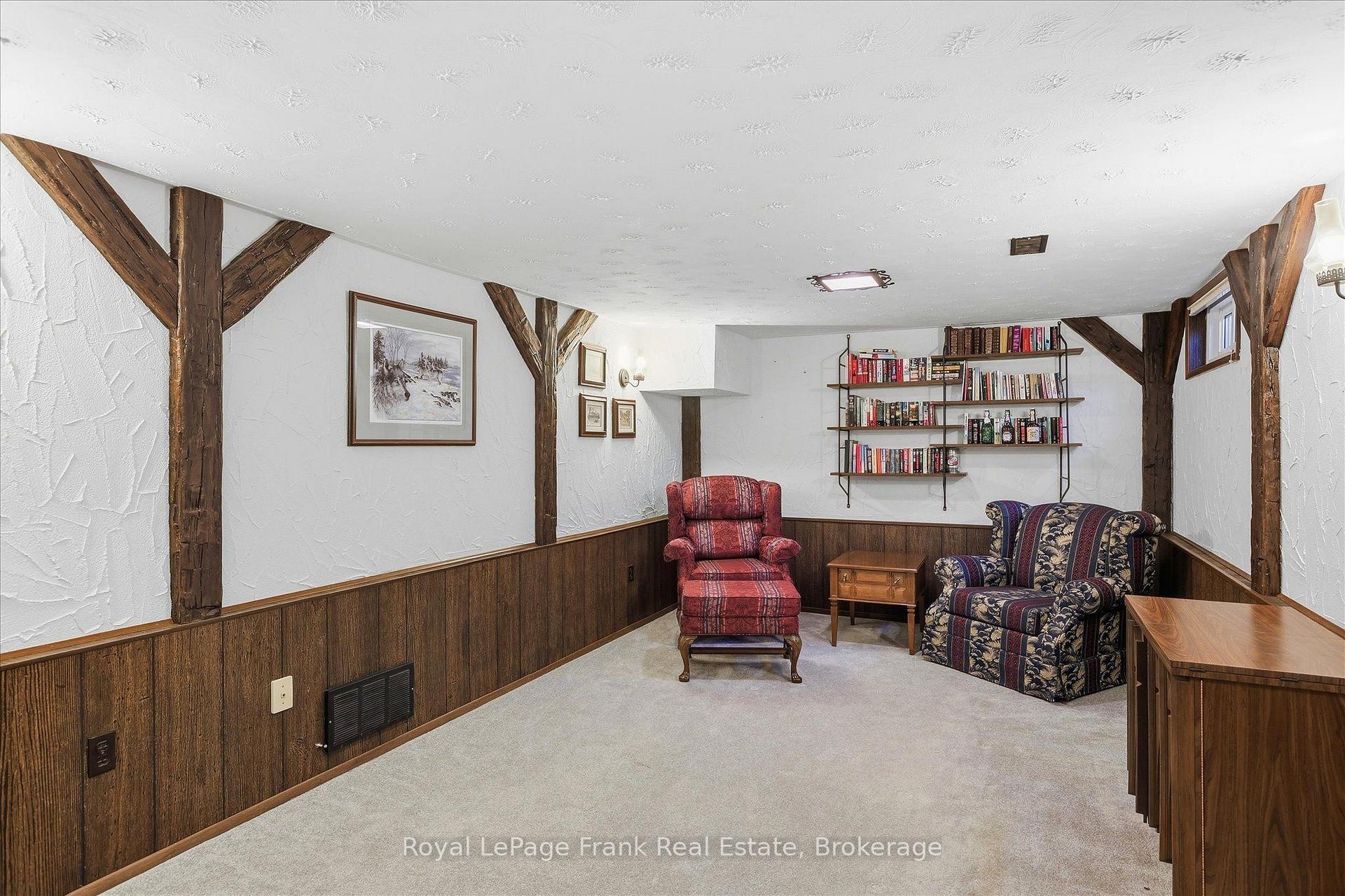 Photo 24 of 362 Simons Avenue, Peterborough, Northcrest Ward 5 — HOMEH