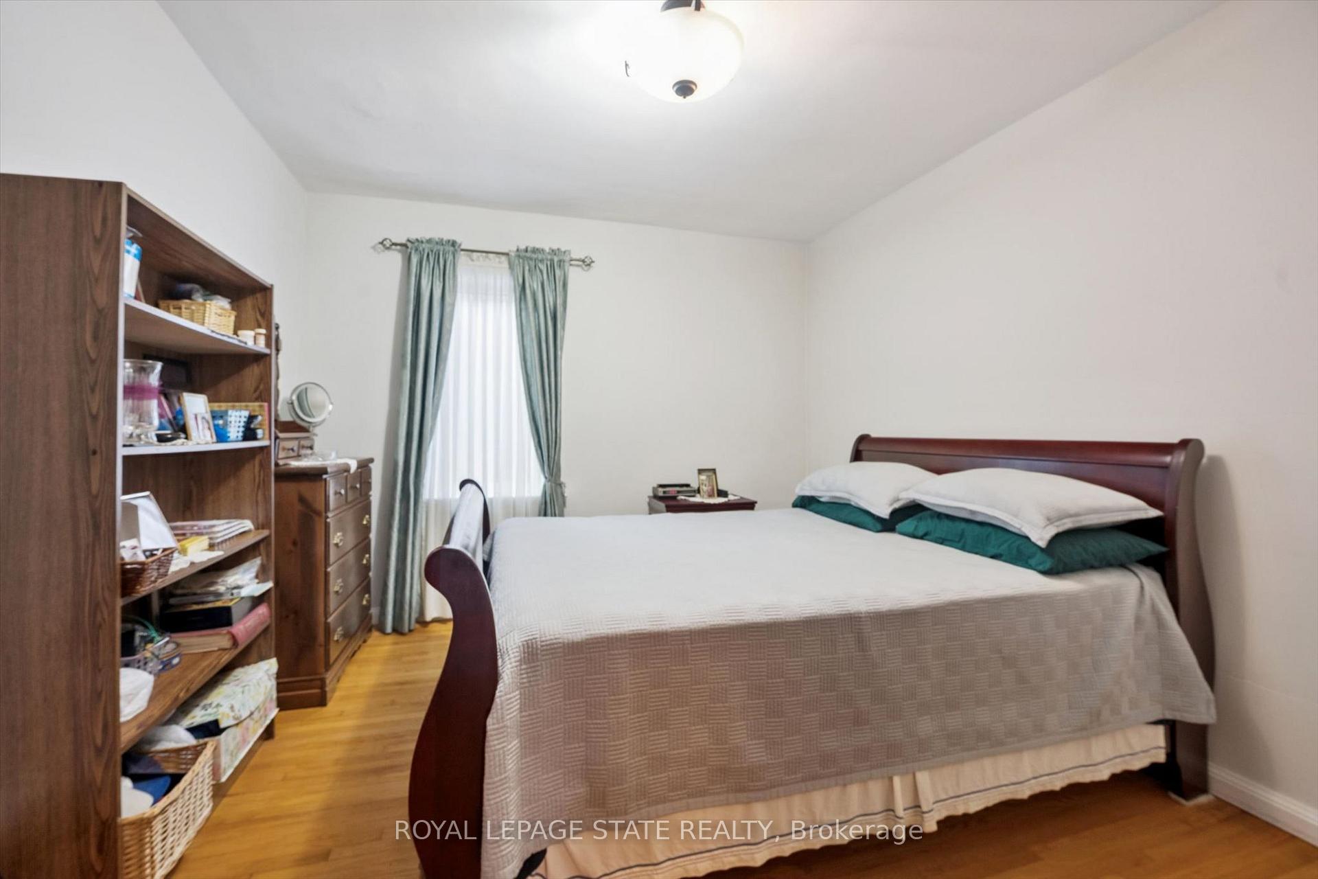 Photo 13 of 1873 Main Street E, Hamilton, McQuesten — HOMEH