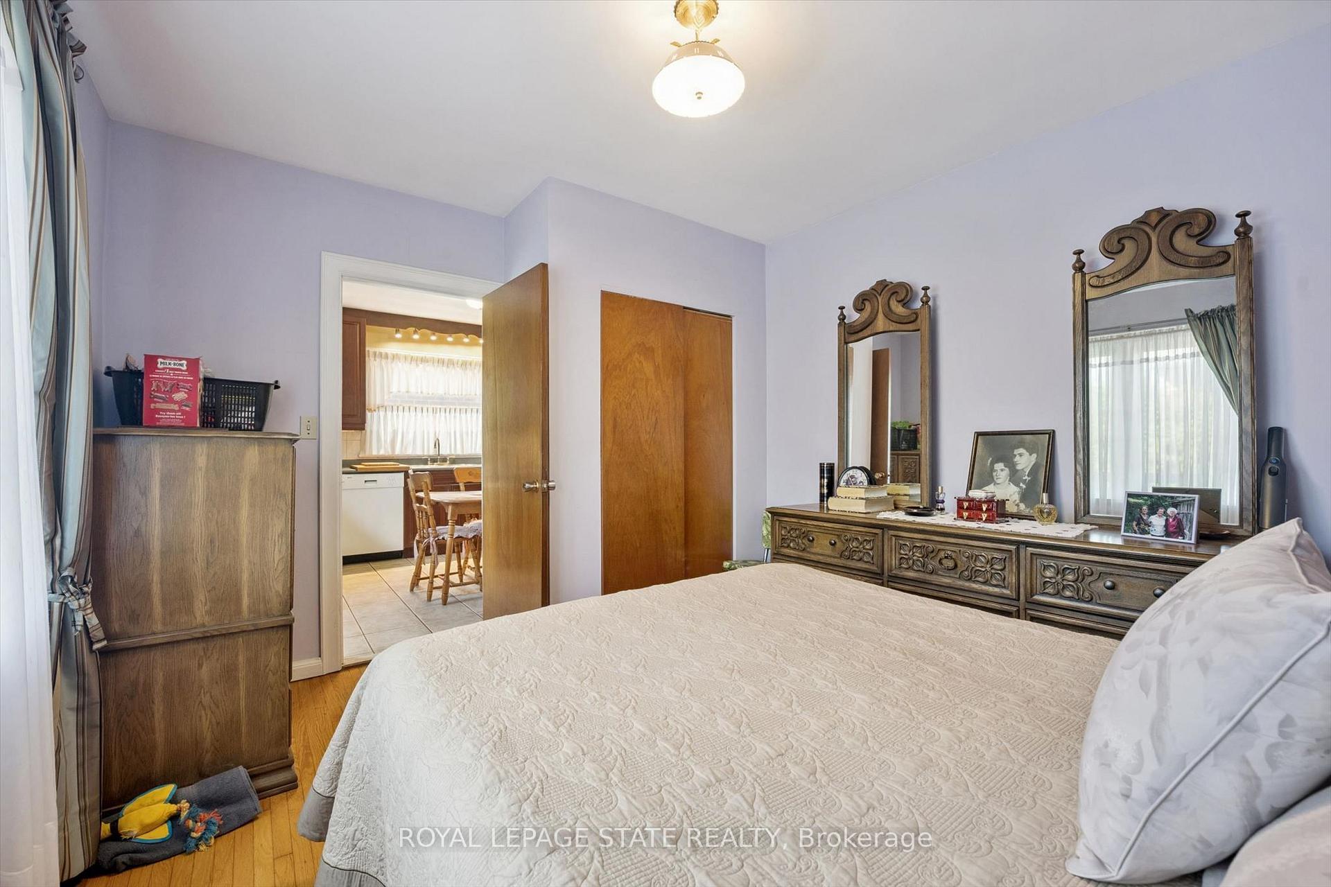 Photo 21 of 1873 Main Street E, Hamilton, McQuesten — HOMEH