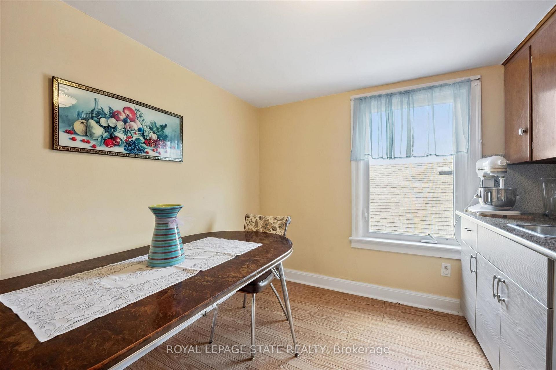 Photo 30 of 1873 Main Street E, Hamilton, McQuesten — HOMEH