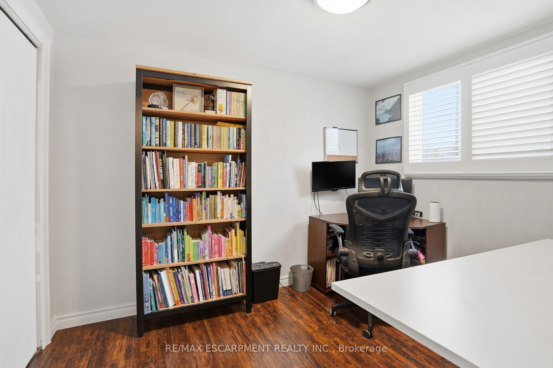 Photo 20 of 95 Chilton Drive, Hamilton, Stoney Creek Mountain — HOMEH