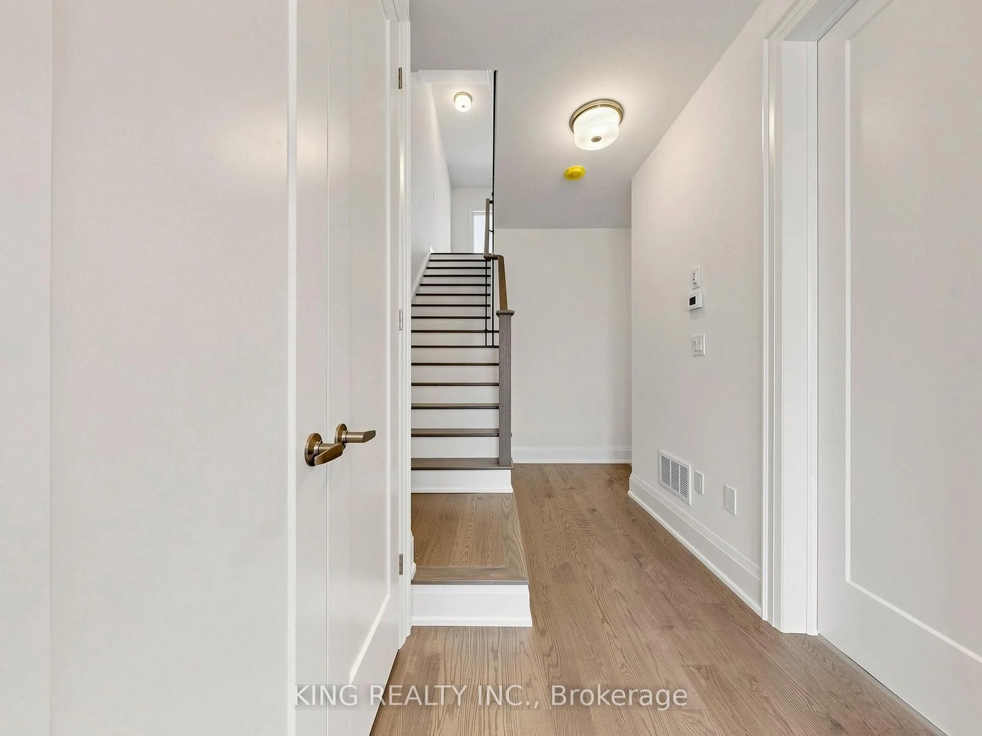 Photo 9 of 107 Jack Bowerbank Boulevard, Oakville, Glenorchy — HOMEH