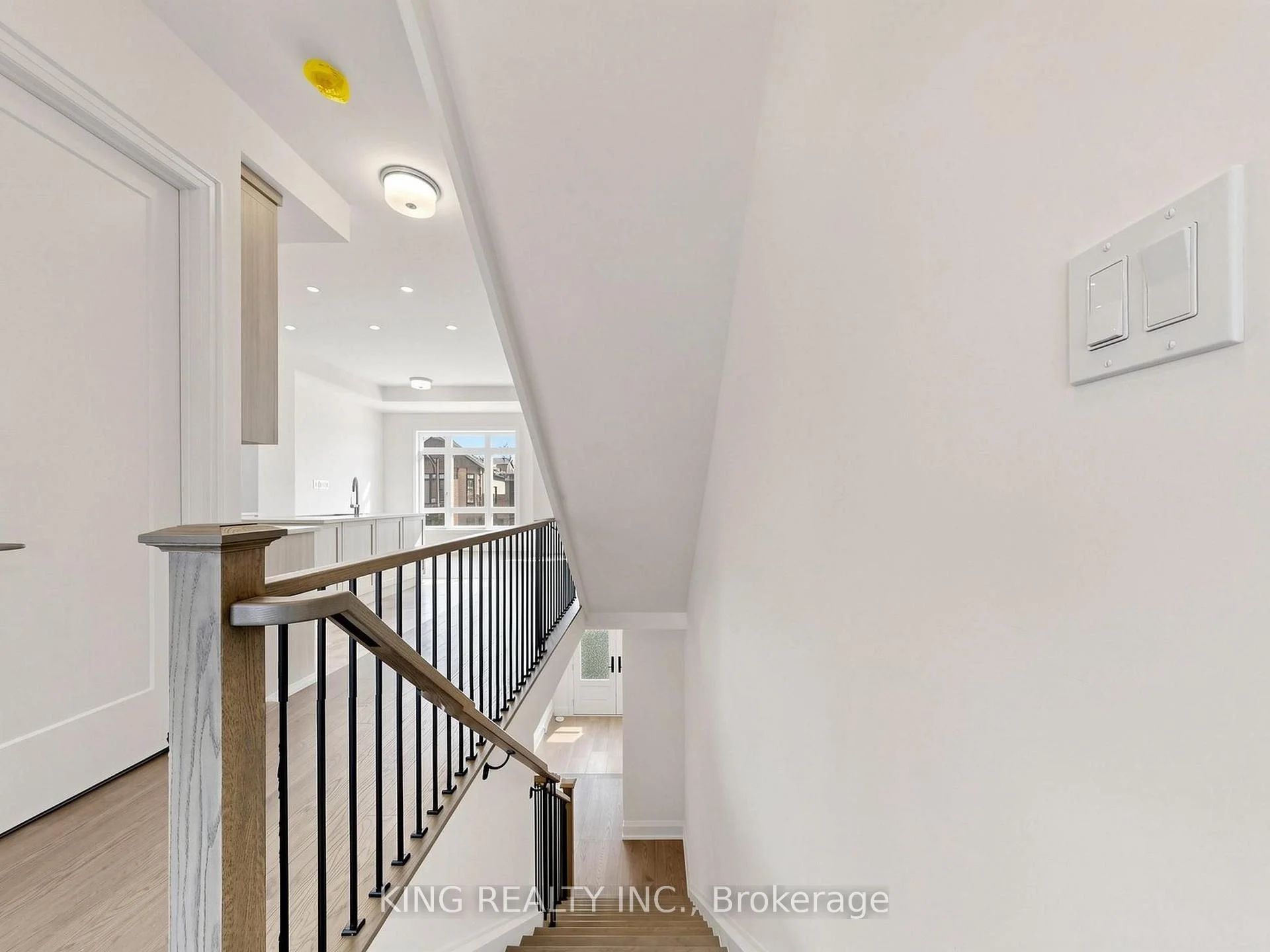 Photo 10 of 107 Jack Bowerbank Boulevard, Oakville, Glenorchy — HOMEH