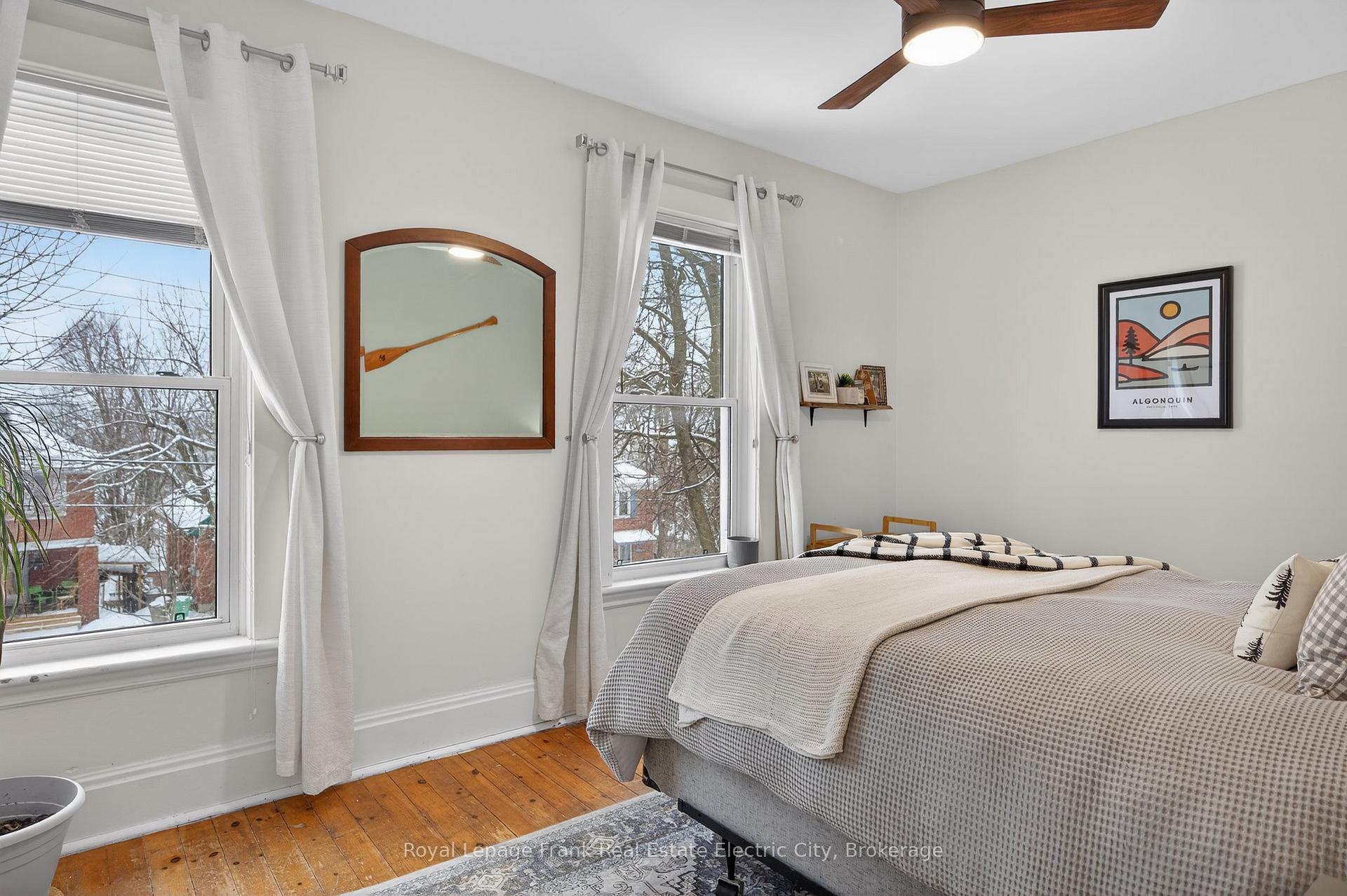 Photo 21 of 647 Bethune Street, Peterborough, Town Ward 3 — HOMEH