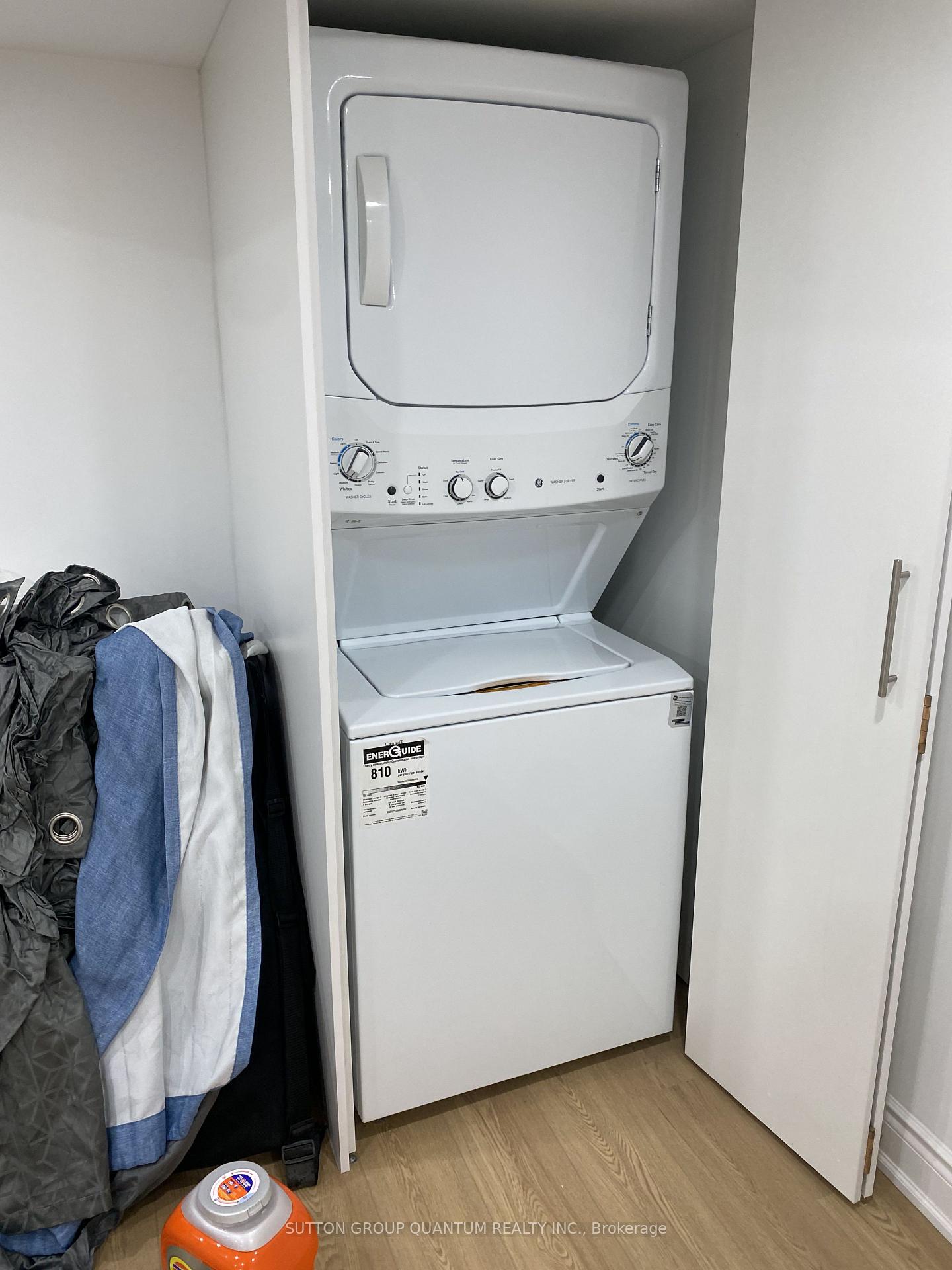 Photo 10 of Unit UPPER APT #2, 314 Lakeshore Road E, Mississauga, Port Credit — HOMEH