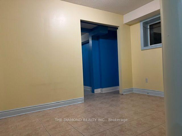 Photo 4 of Unit Basement, 249 Peak Point Boulevard, Vaughan, Rural Vaughan — HOMEH