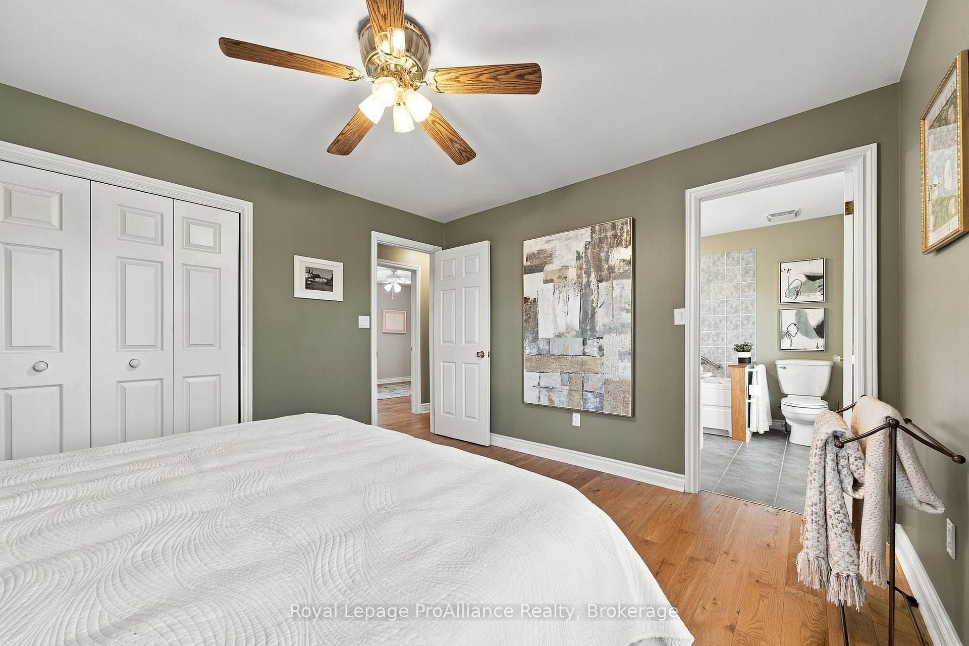 Photo 14 of 176 Ashley Street, Belleville, Thurlow Ward — HOMEH