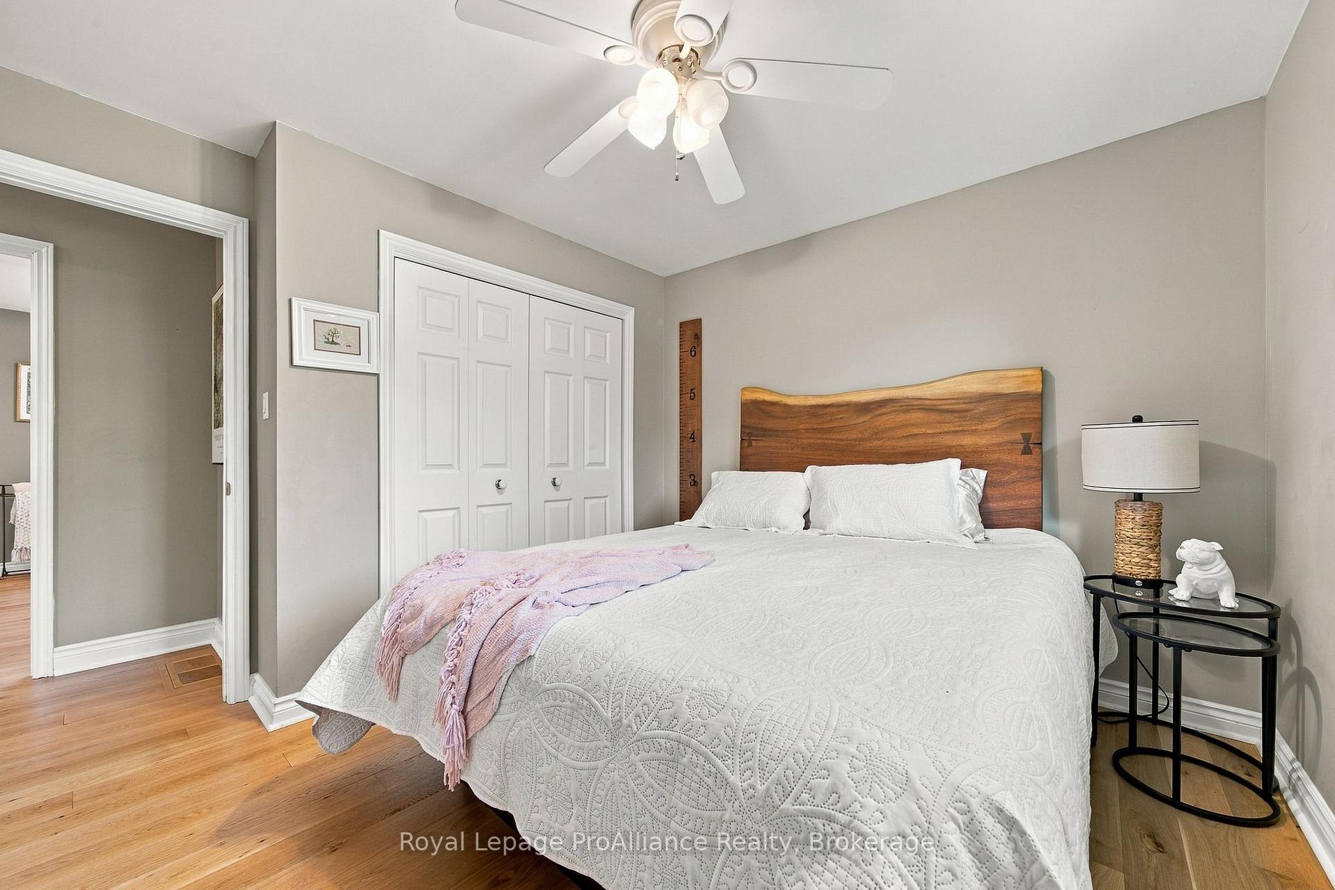 Photo 19 of 176 Ashley Street, Belleville, Thurlow Ward — HOMEH