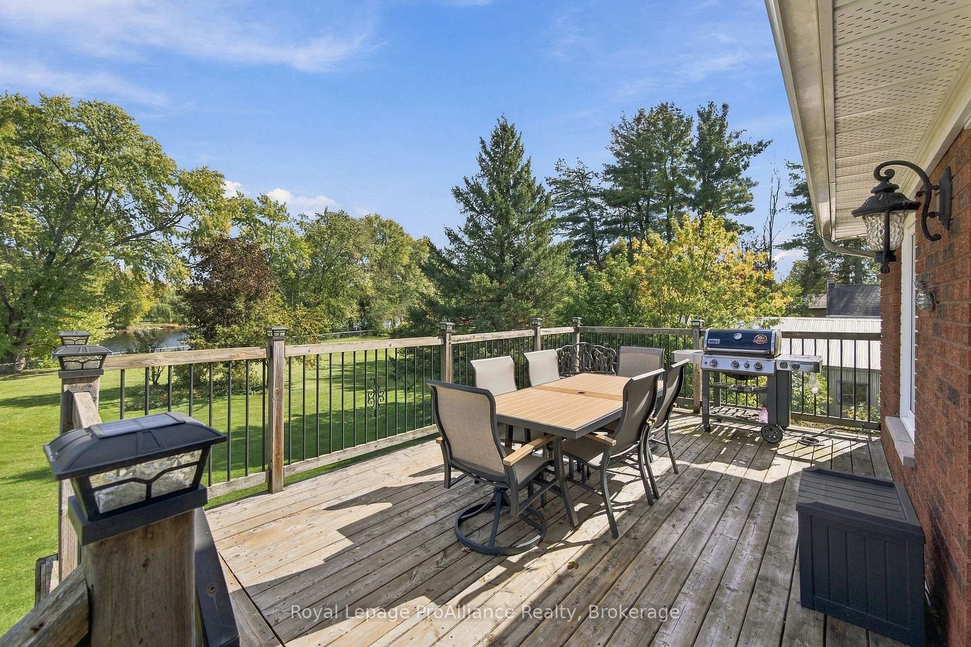Photo 31 of 176 Ashley Street, Belleville, Thurlow Ward — HOMEH
