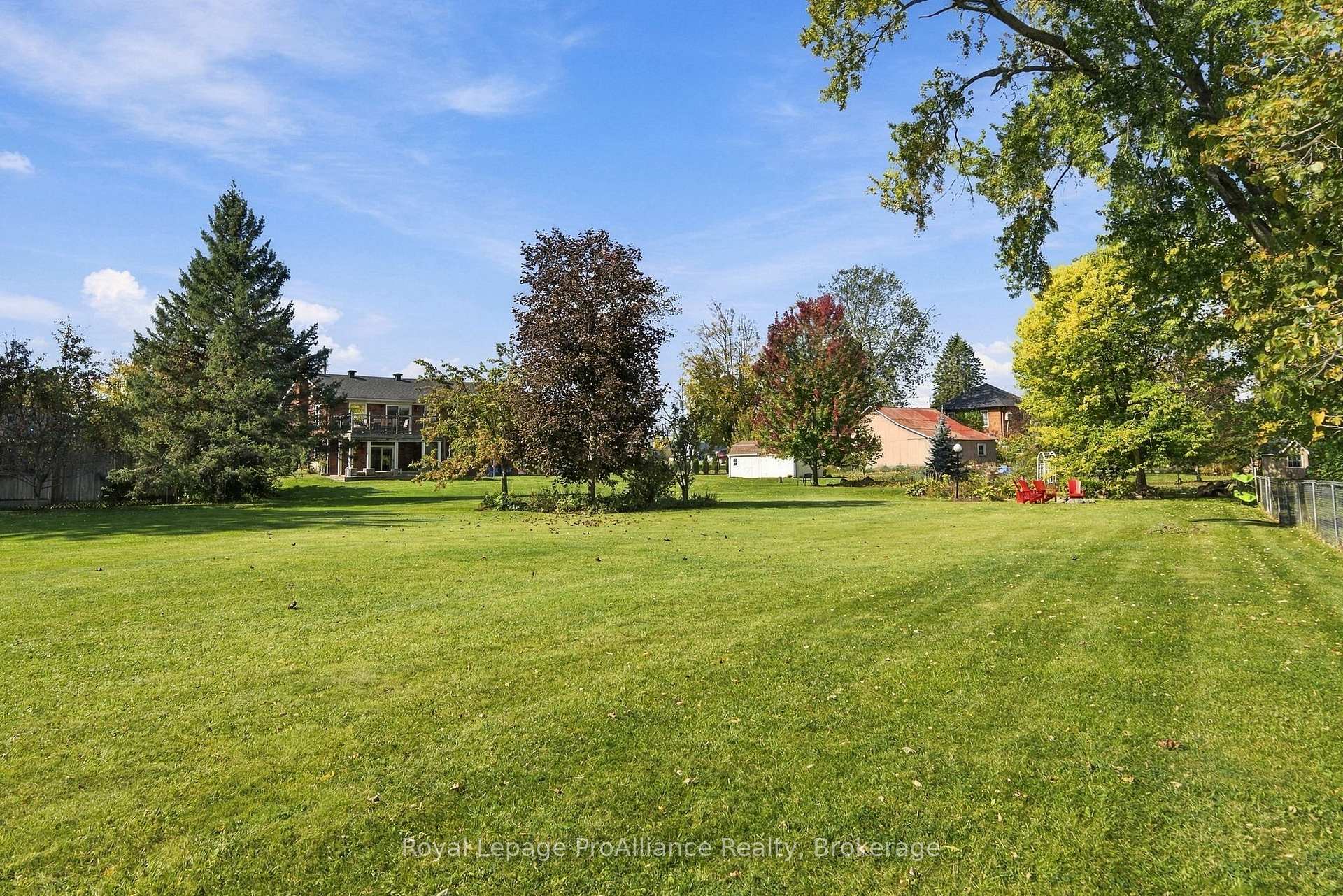 Photo 39 of 176 Ashley Street, Belleville, Thurlow Ward — HOMEH
