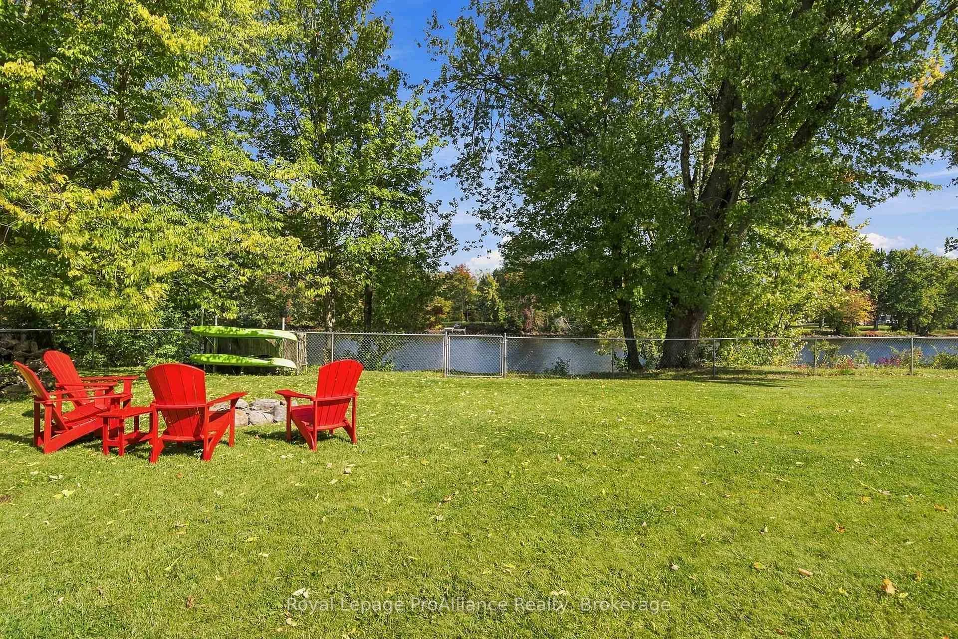 Photo 37 of 176 Ashley Street, Belleville, Thurlow Ward — HOMEH
