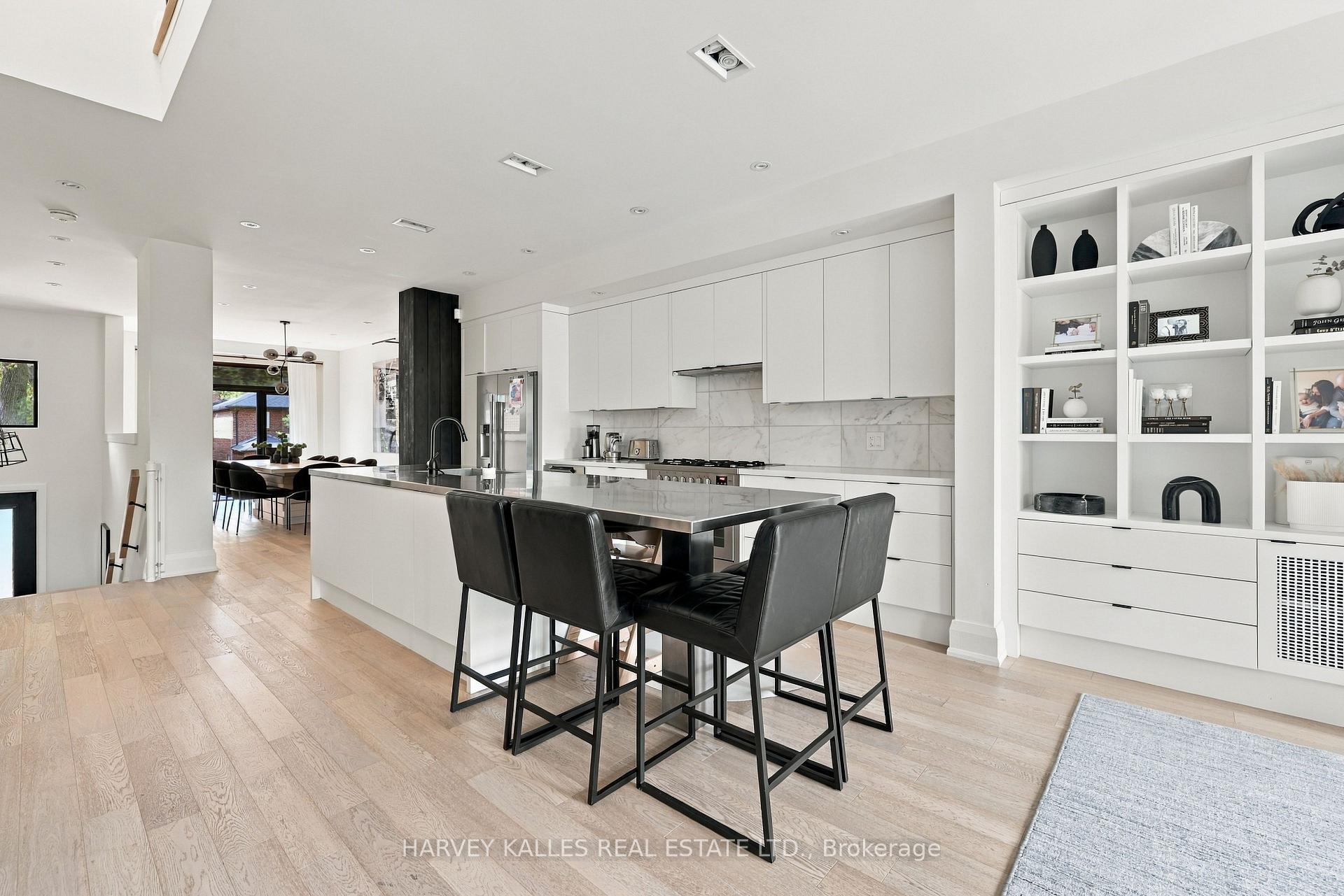 Photo 12 of 57 Roseneath Gardens, Toronto, Oakwood Village — HOMEH
