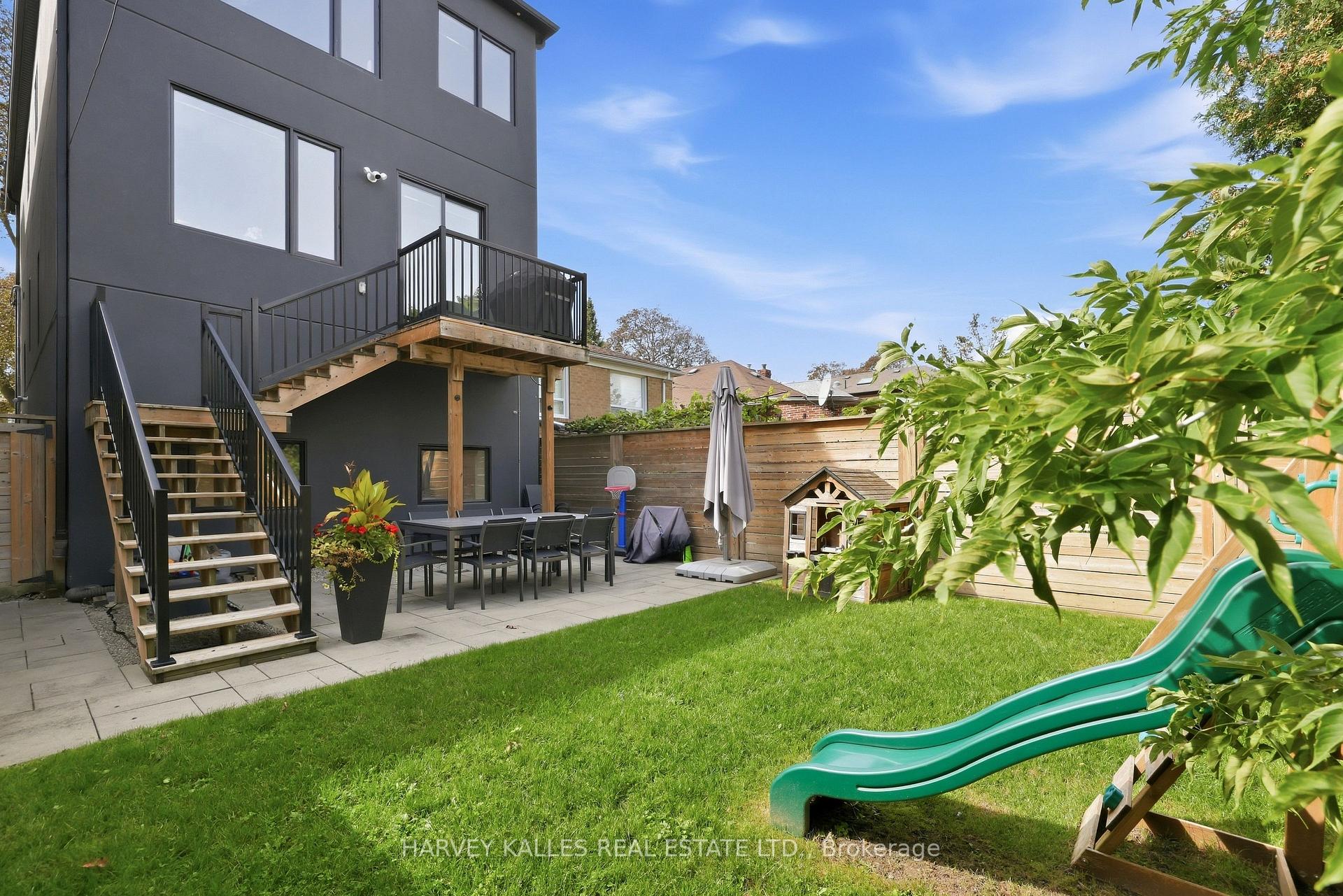 Photo 38 of 57 Roseneath Gardens, Toronto, Oakwood Village — HOMEH