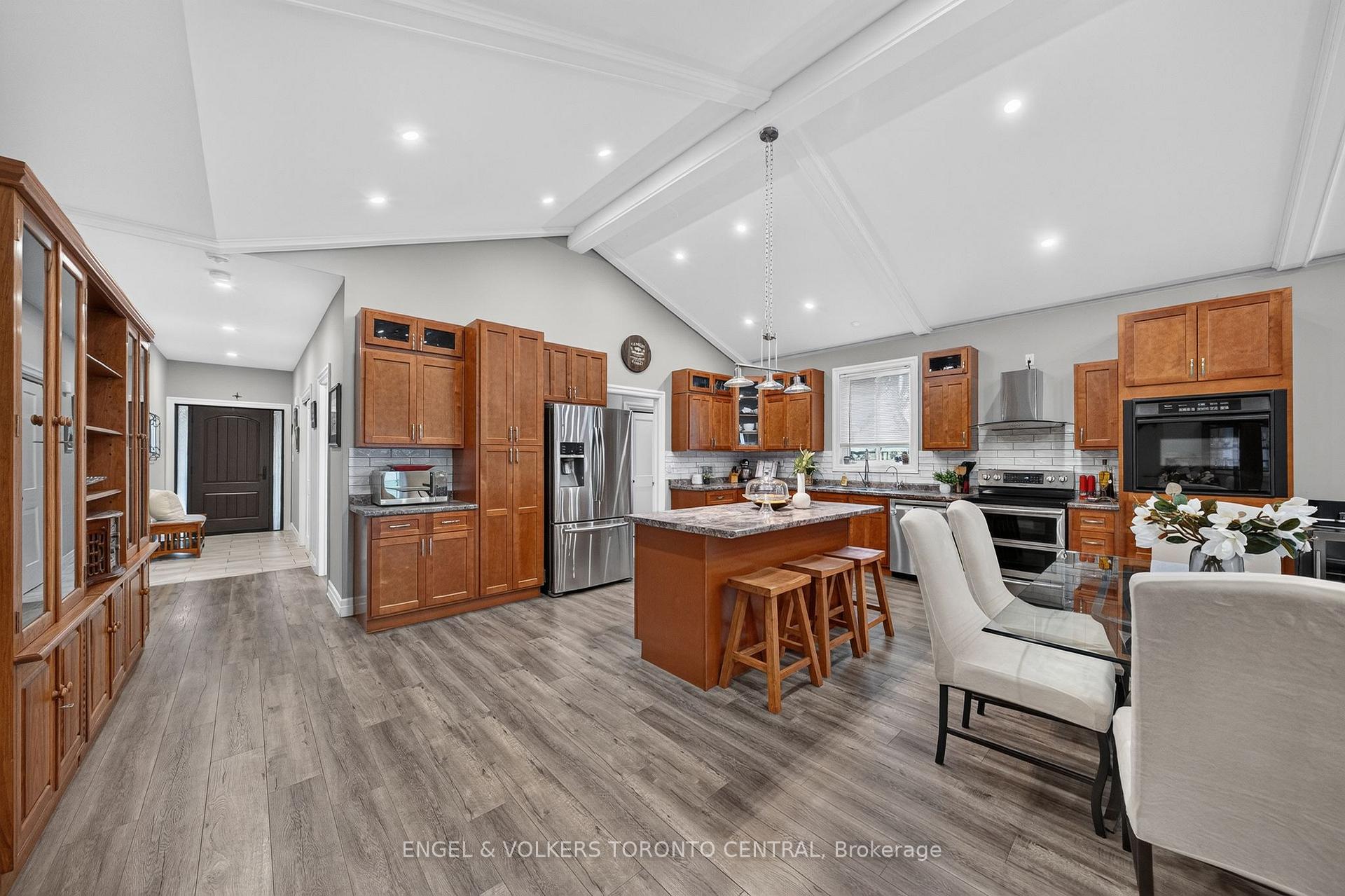 Photo 12 of 335 Turnberry Street, Huron East, Brussels — HOMEH