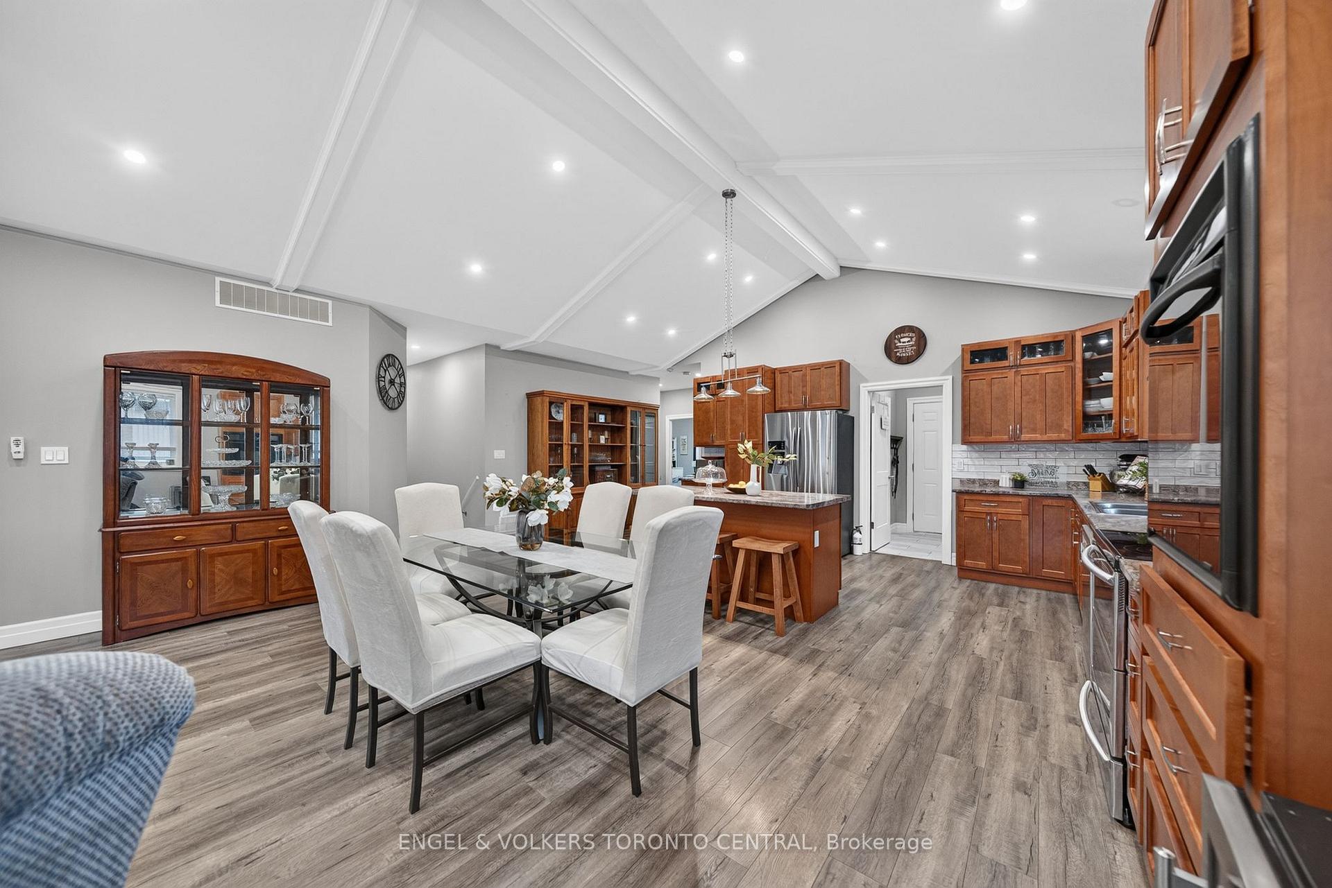 Photo 18 of 335 Turnberry Street, Huron East, Brussels — HOMEH