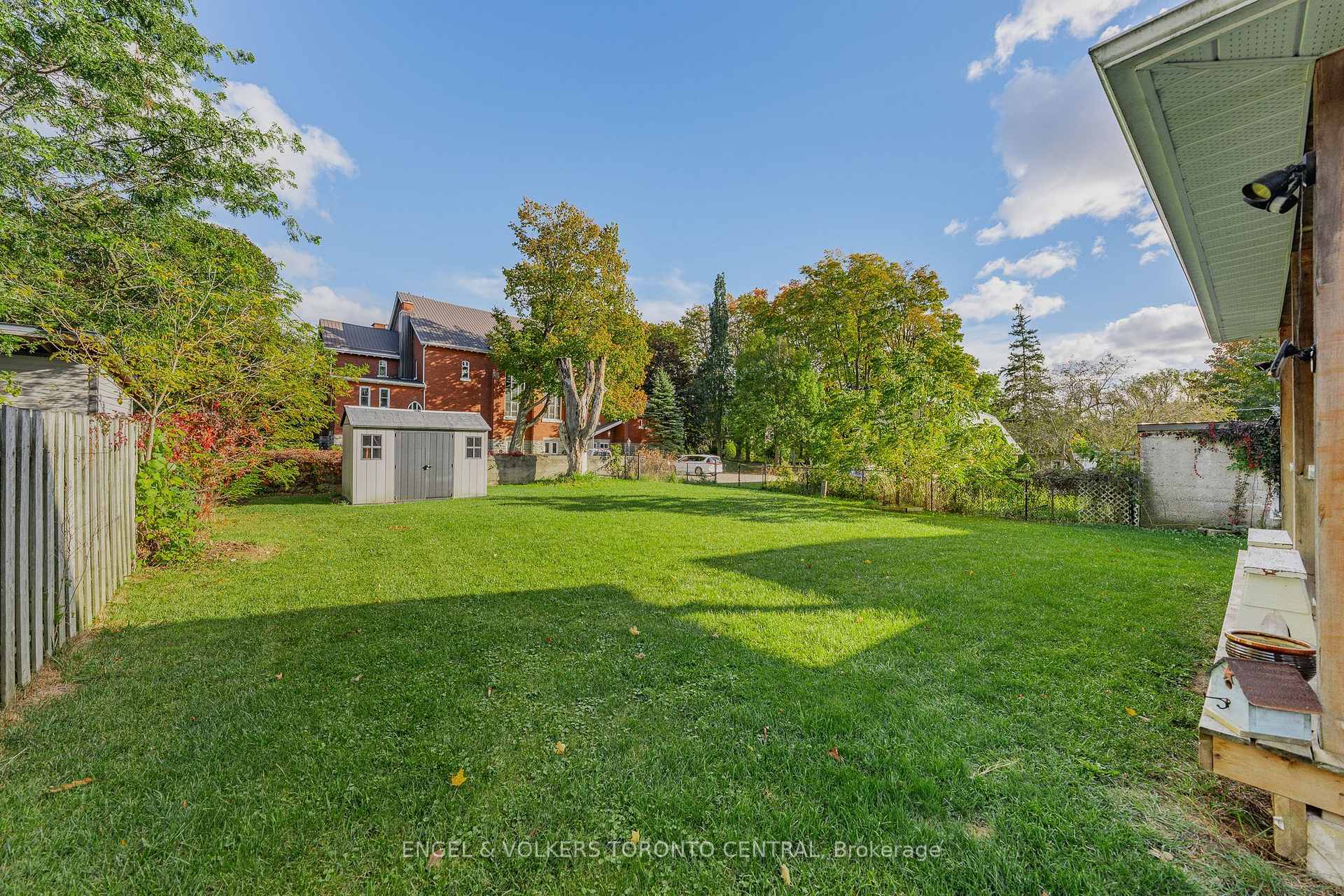 Photo 32 of 335 Turnberry Street, Huron East, Brussels — HOMEH