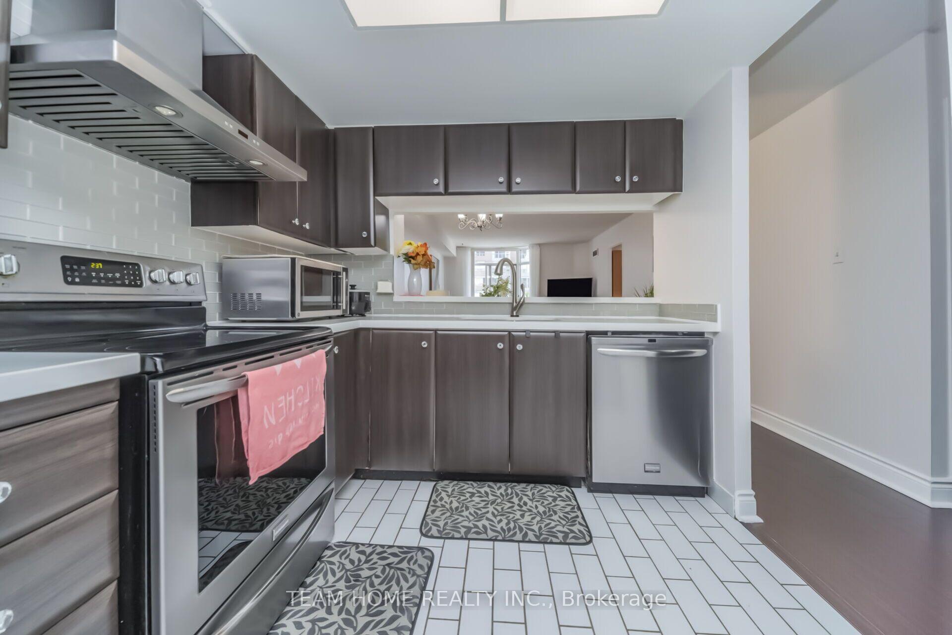 Photo 24 of Unit 604, 300 Webb Drive, Mississauga, City Centre — HOMEH