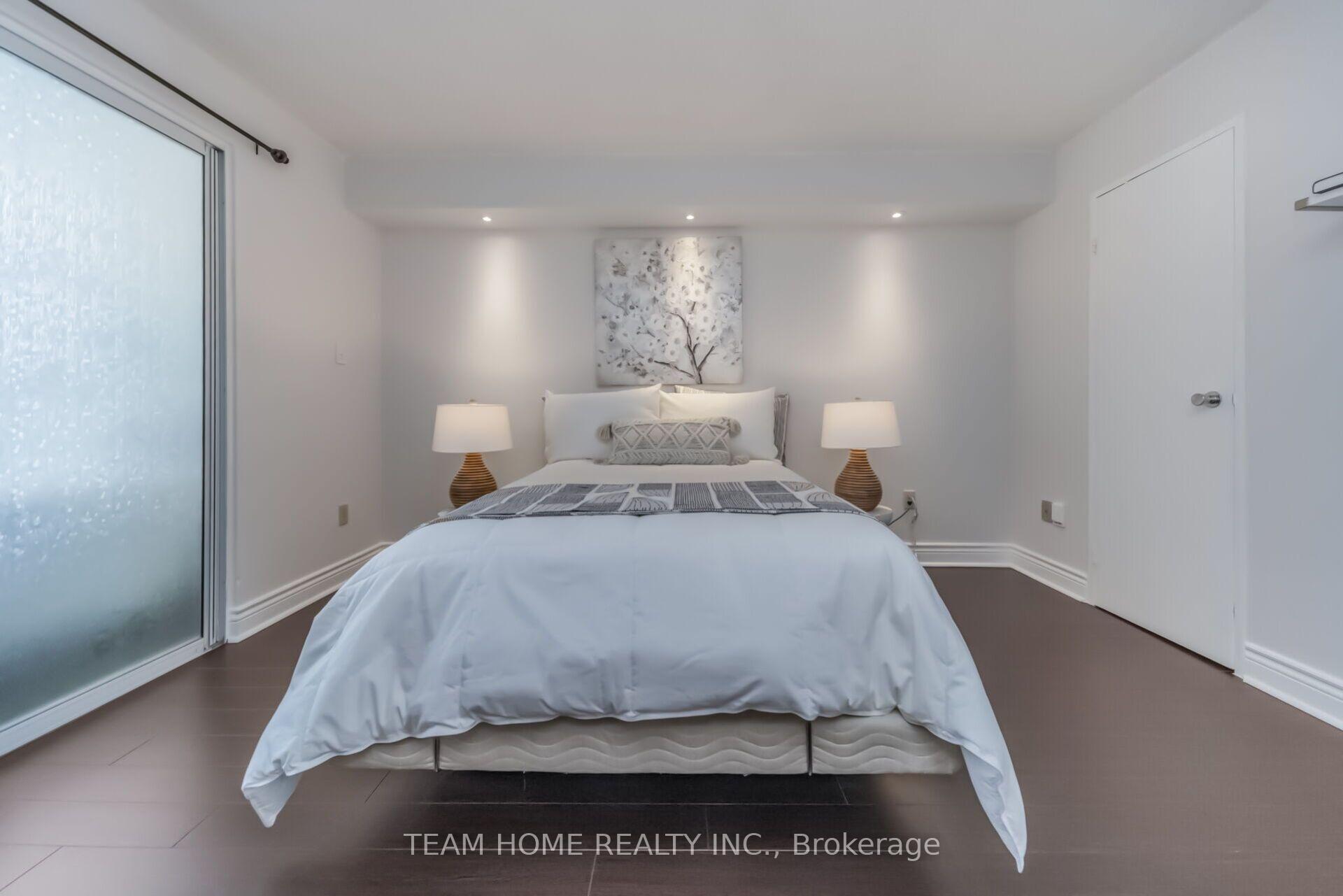 Photo of Unit 604, 300 Webb Drive