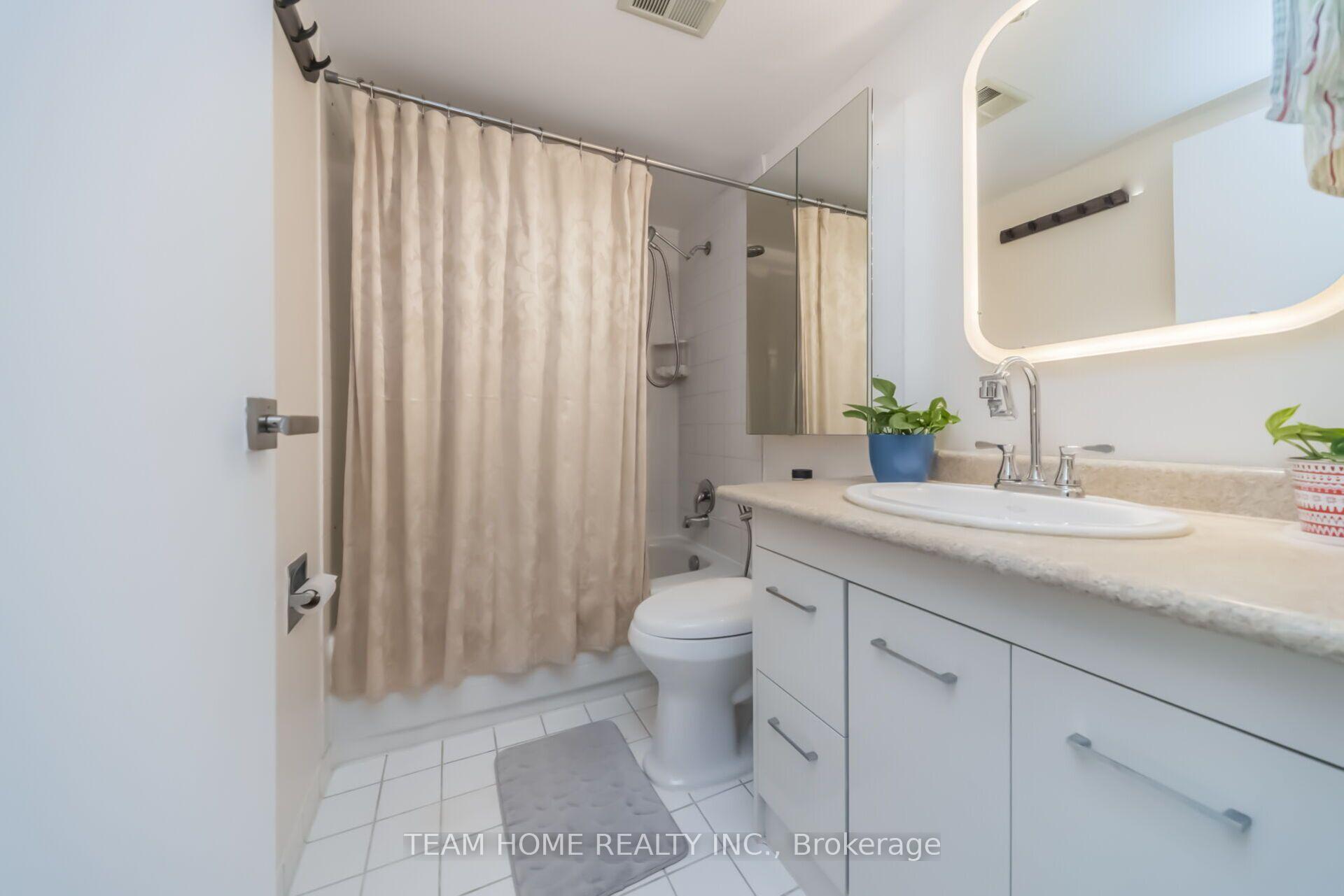 Photo 34 of Unit 604, 300 Webb Drive, Mississauga, City Centre — HOMEH