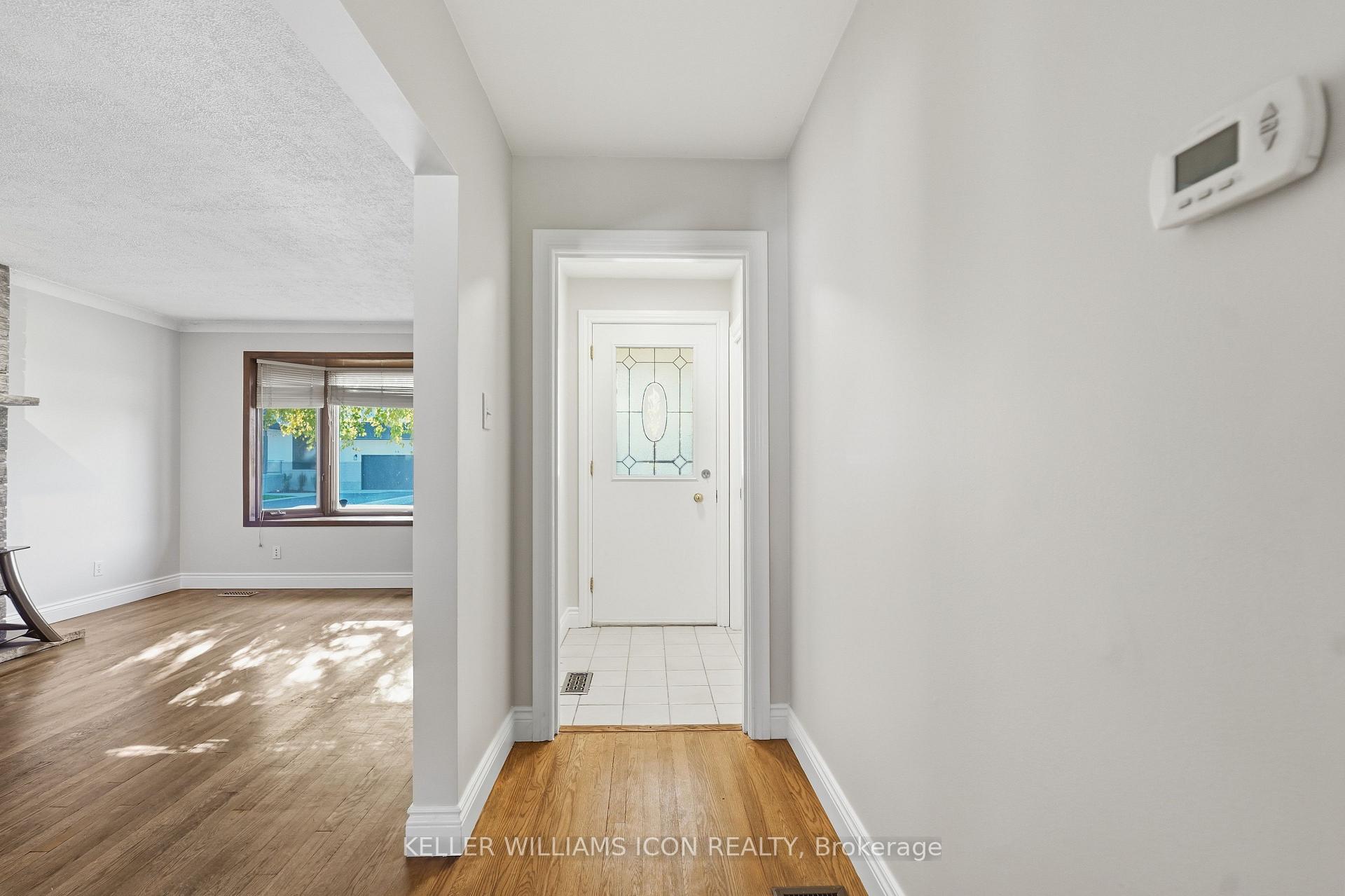 Photo 9 of 103 Harris Place, Ottawa, Meadowlands/St. Claire Gardens — HOMEH