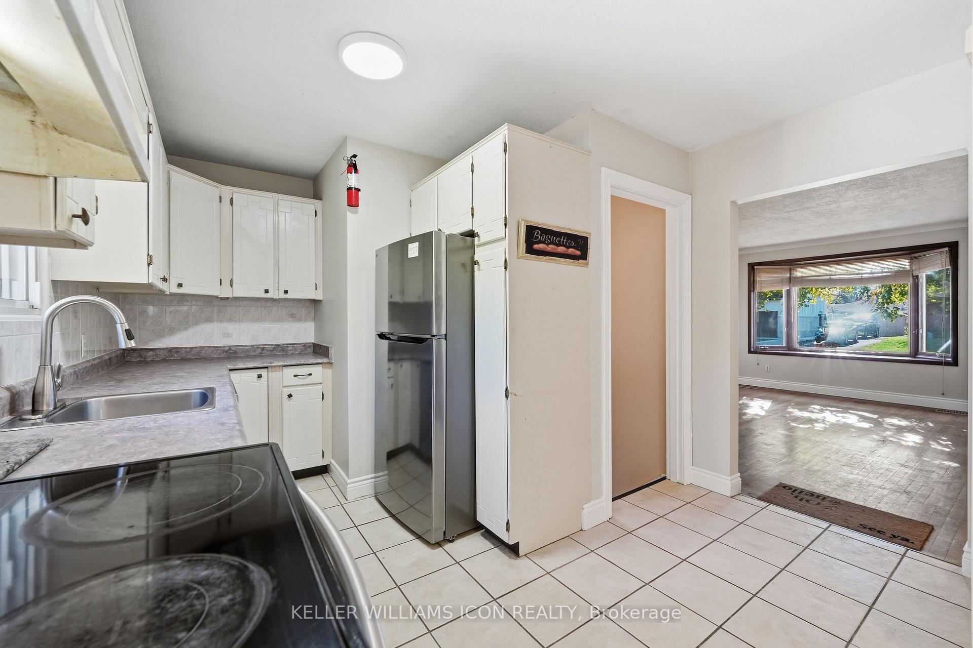 Photo 13 of 103 Harris Place, Ottawa, Meadowlands/St. Claire Gardens — HOMEH