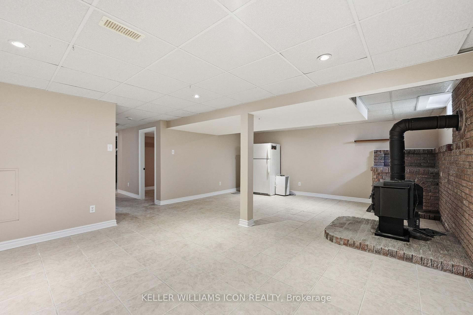 Photo 27 of 103 Harris Place, Ottawa, Meadowlands/St. Claire Gardens — HOMEH