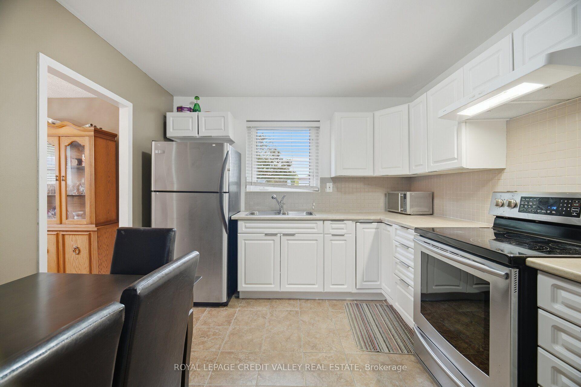 Photo 16 of 58 Glenforest Road, Brampton, Northgate — HOMEH