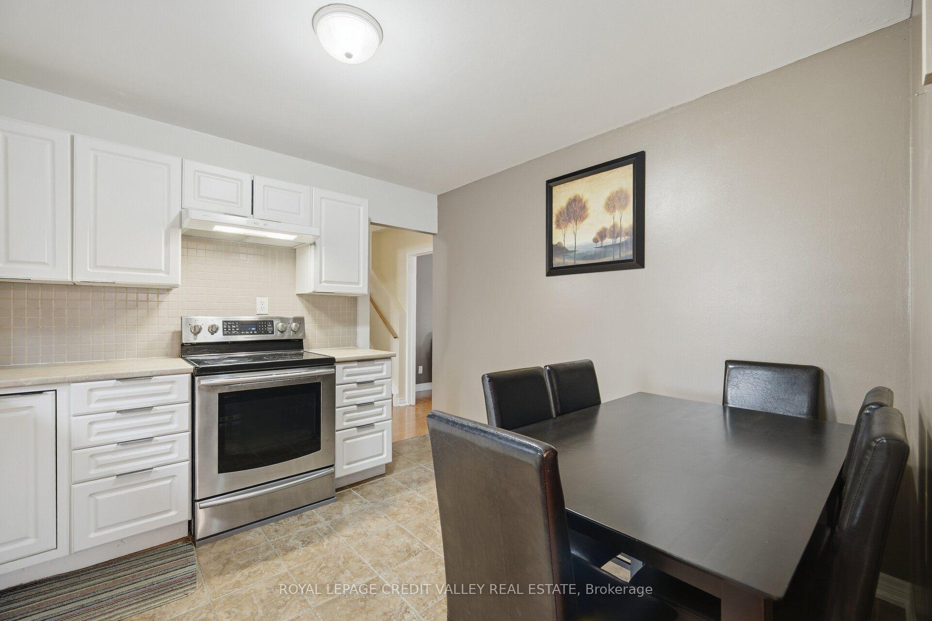 Photo 18 of 58 Glenforest Road, Brampton, Northgate — HOMEH