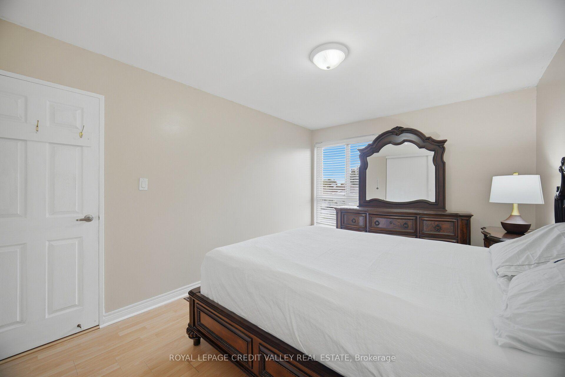 Photo 23 of 58 Glenforest Road, Brampton, Northgate — HOMEH