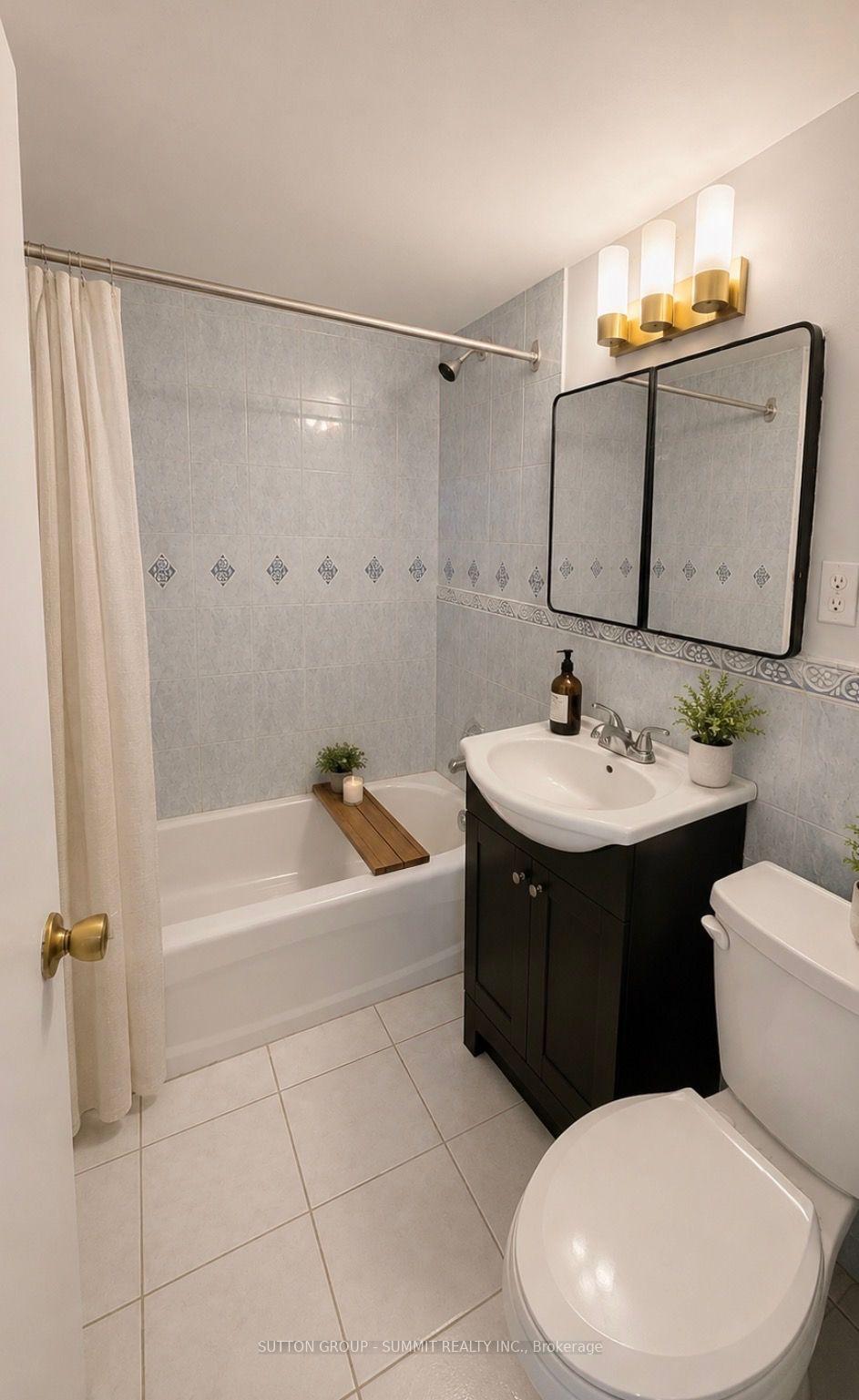 Photo 9 of Unit 302, 105 Raglan Avenue, Toronto, Humewood-Cedarvale — HOMEH