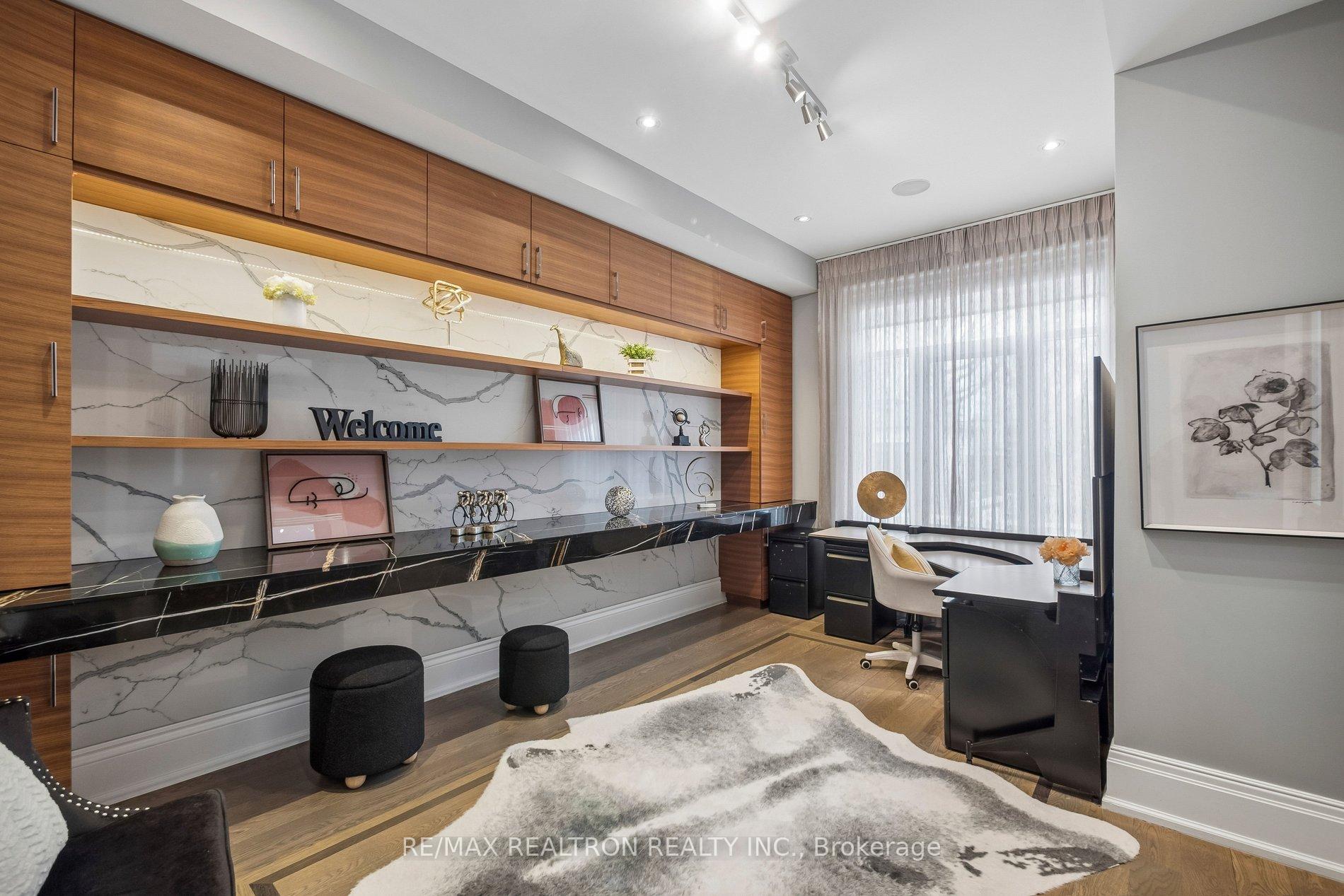 Photo 16 of 12 Miner Circle, Markham, Unionville — HOMEH