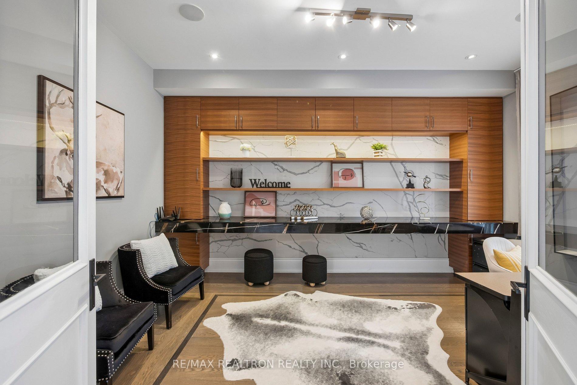 Photo 18 of 12 Miner Circle, Markham, Unionville — HOMEH