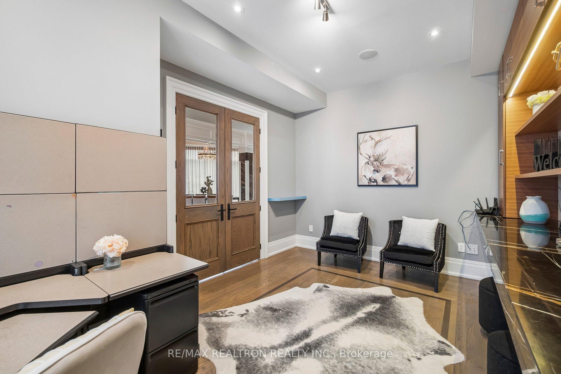 Photo 19 of 12 Miner Circle, Markham, Unionville — HOMEH