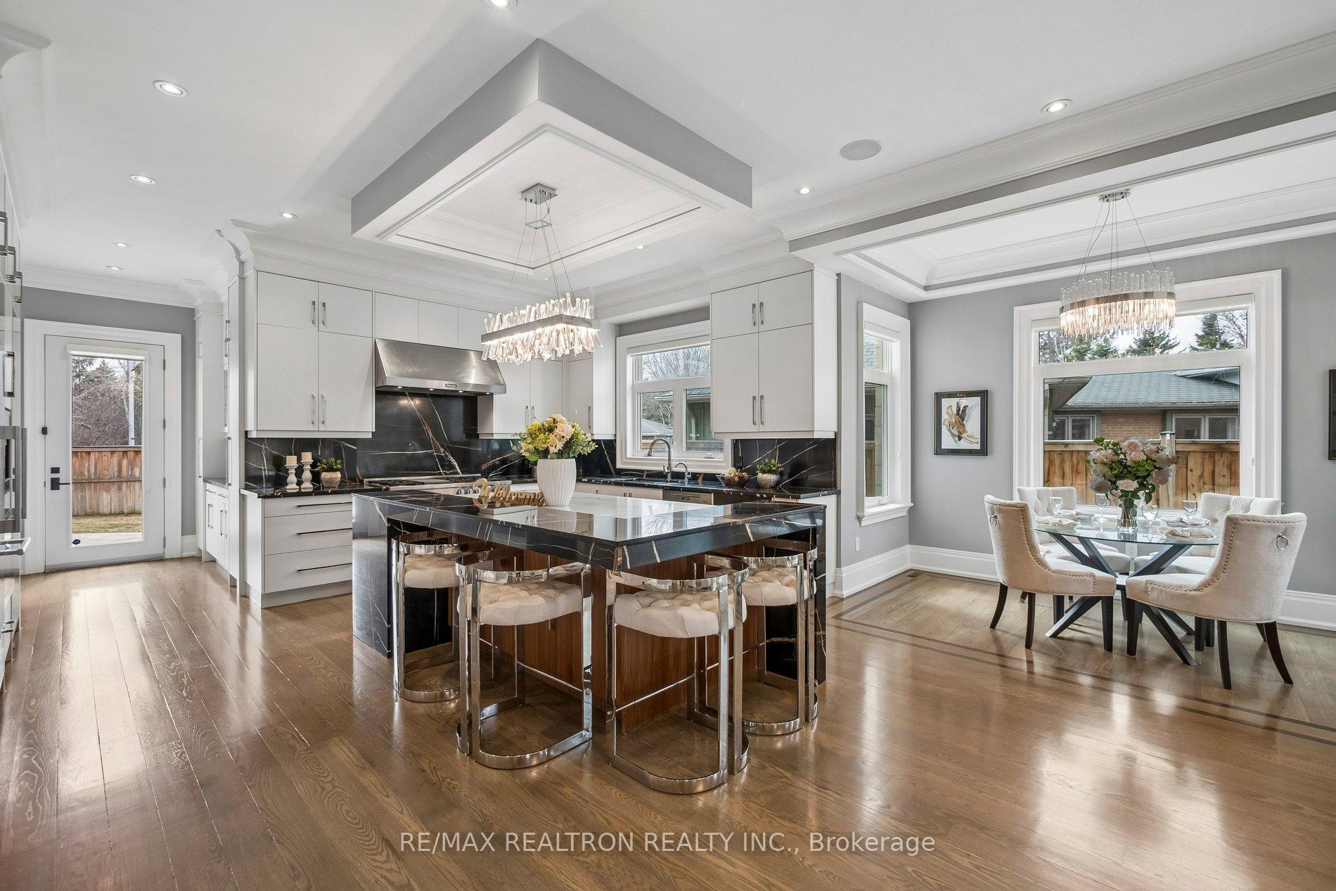 Photo 21 of 12 Miner Circle, Markham, Unionville — HOMEH