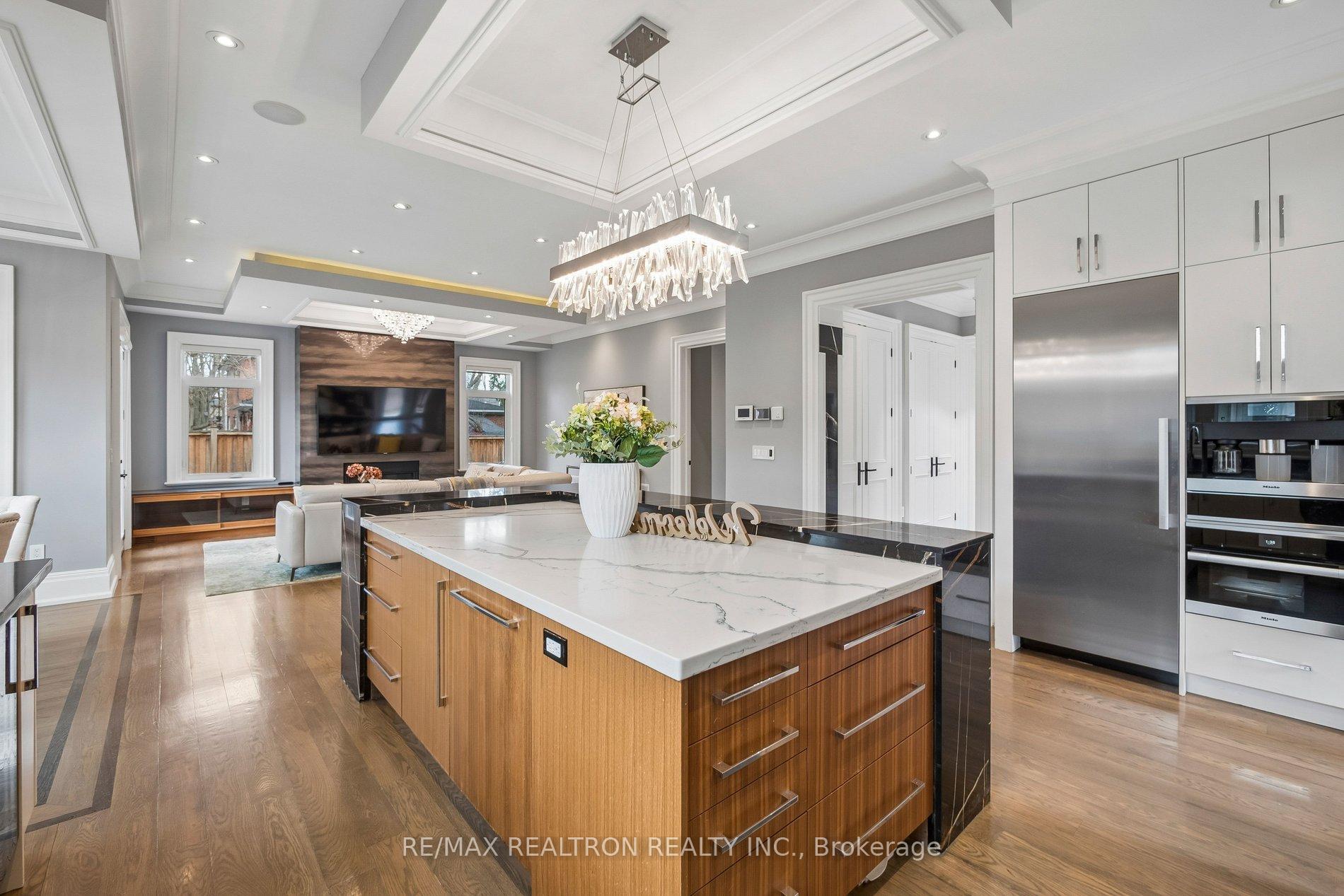 Photo 25 of 12 Miner Circle, Markham, Unionville — HOMEH
