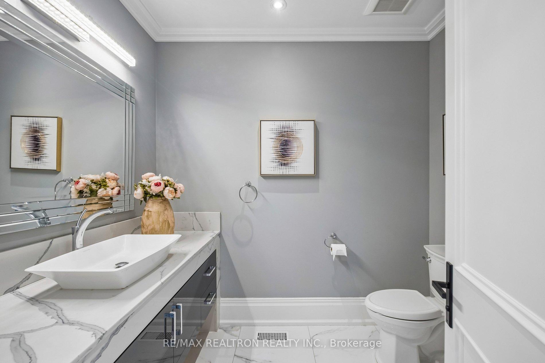 Photo 30 of 12 Miner Circle, Markham, Unionville — HOMEH