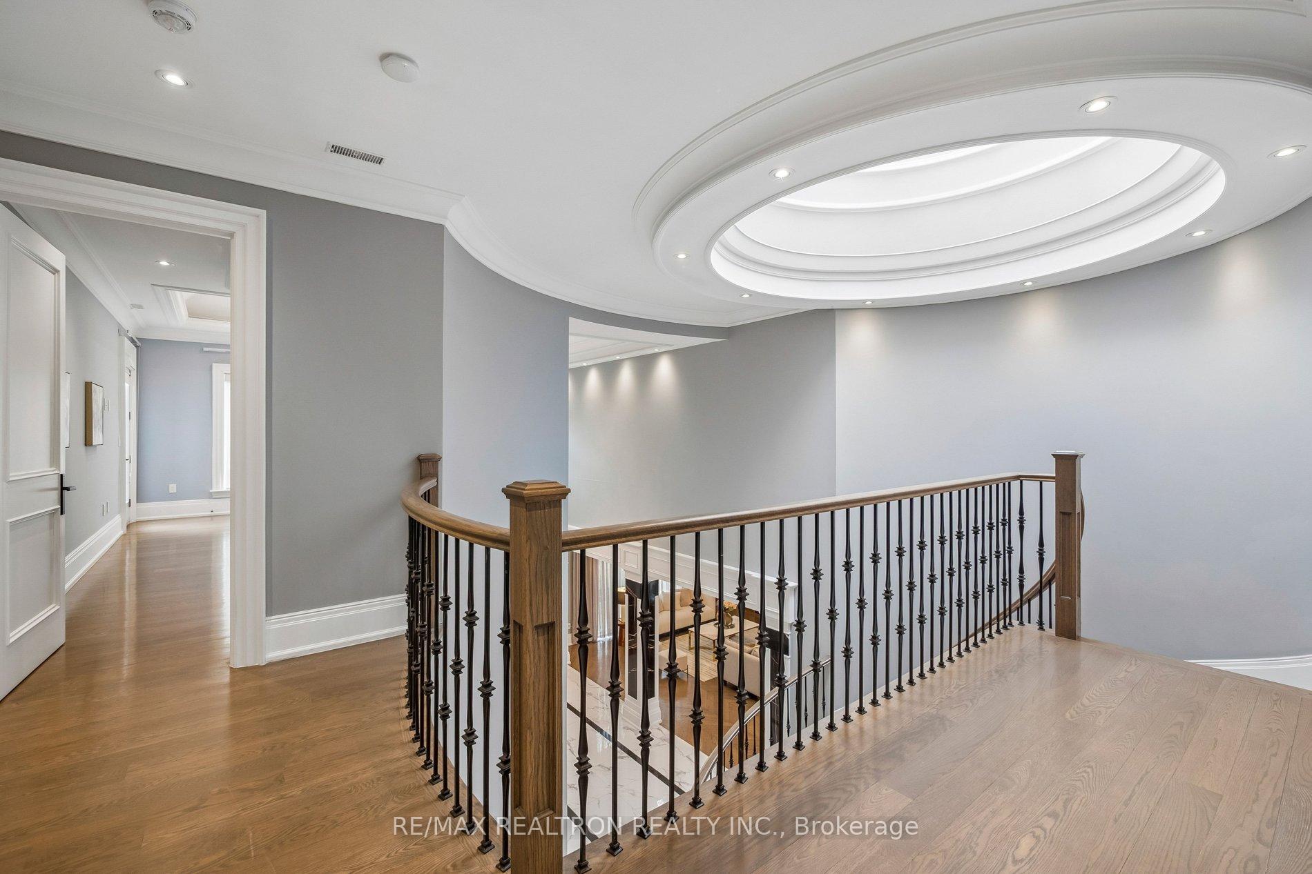 Photo 31 of 12 Miner Circle, Markham, Unionville — HOMEH